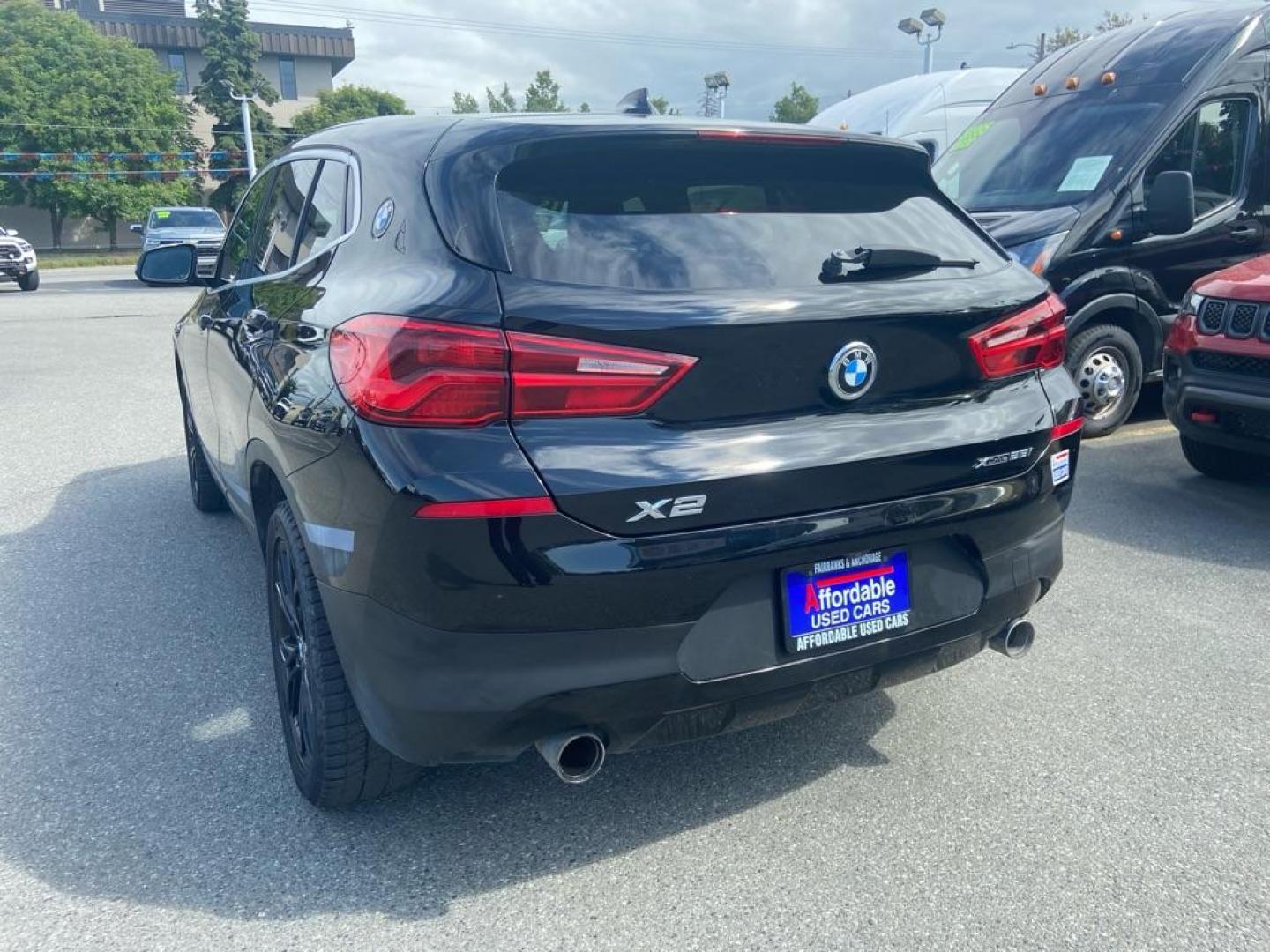 2018 BLACK BMW X2 XDRIVE28I (WBXYJ5C3XJE) with an 2.0L engine, Automatic transmission, located at 929 East 8th Ave, Anchorage, AK, 99501, (907) 274-2277, 61.214783, -149.866074 - Photo#2