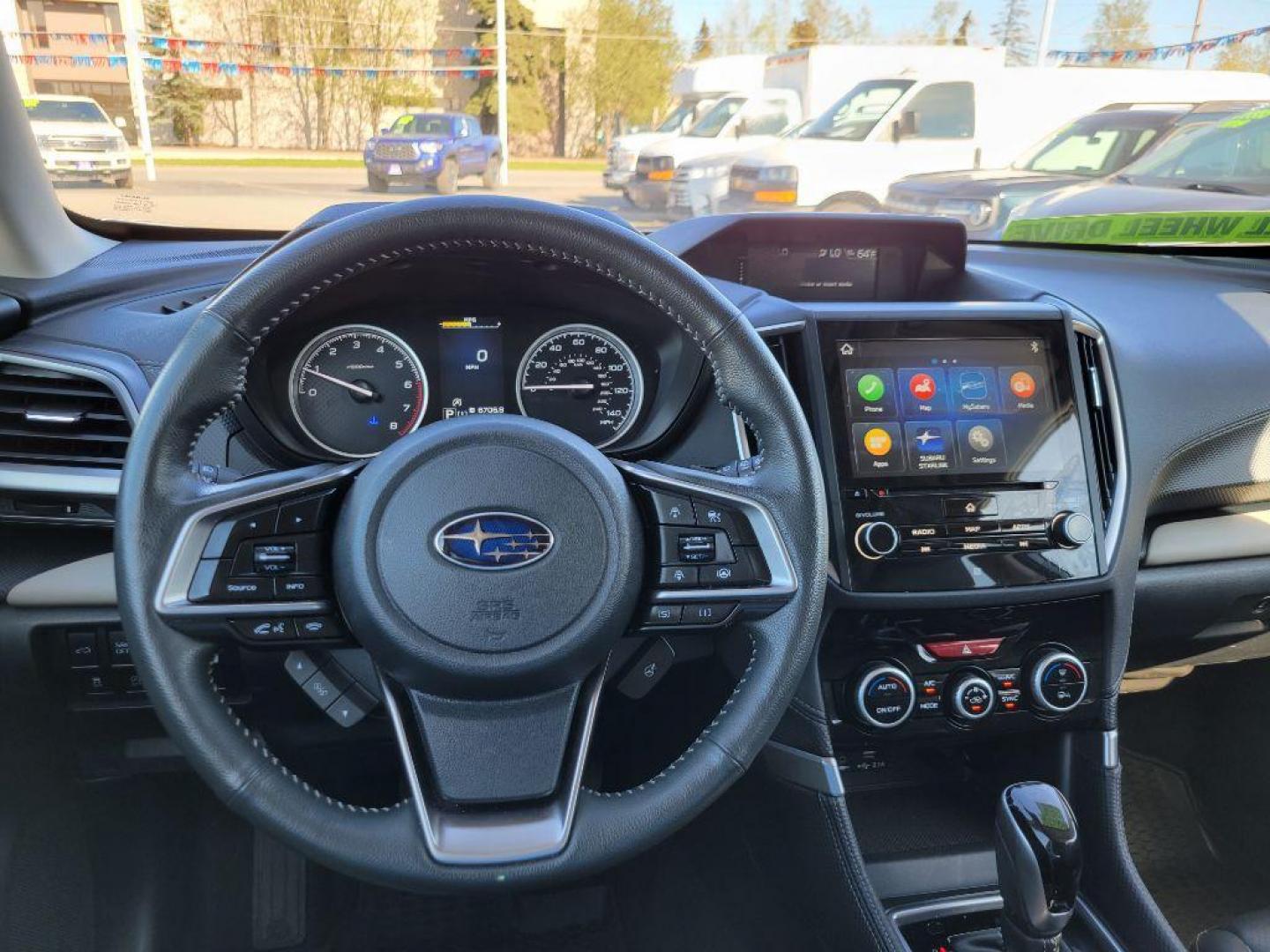 2022 GRY SUBARU FORESTER LIMITED (JF2SKAPC8NH) with an 2.5L engine, Automatic transmission, located at 929 East 8th Ave, Anchorage, AK, 99501, (907) 274-2277, 61.214783, -149.866074 - Photo#4