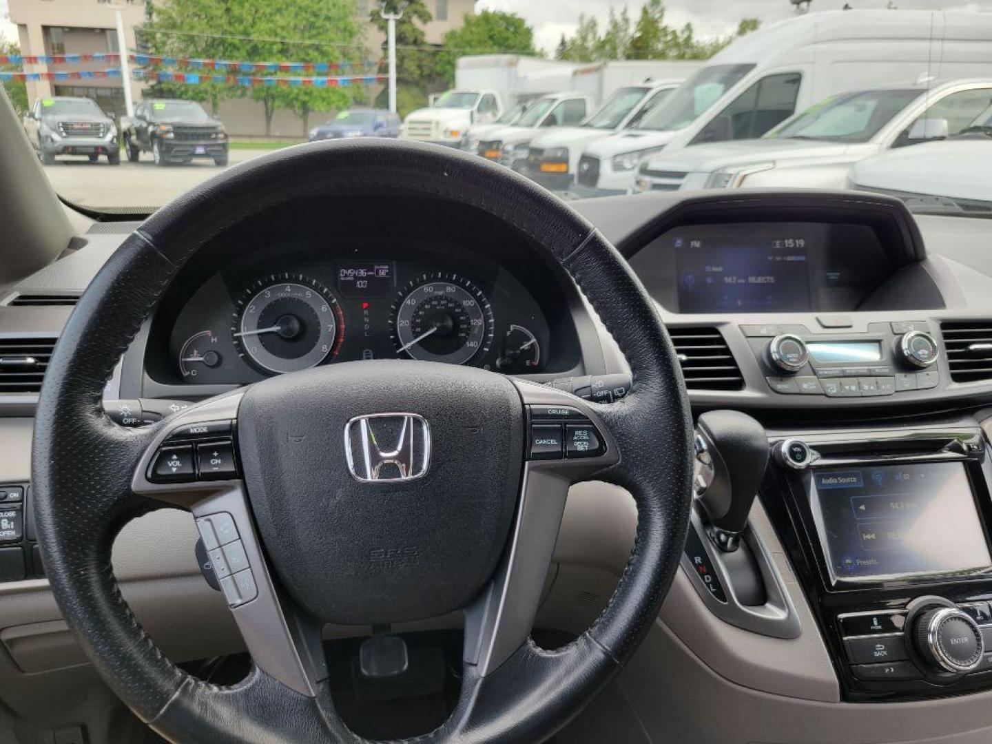 2014 BLUE HONDA ODYSSEY EXL (5FNRL5H60EB) with an 3.5L engine, Automatic transmission, located at 929 East 8th Ave, Anchorage, AK, 99501, (907) 274-2277, 61.214783, -149.866074 - Photo#4