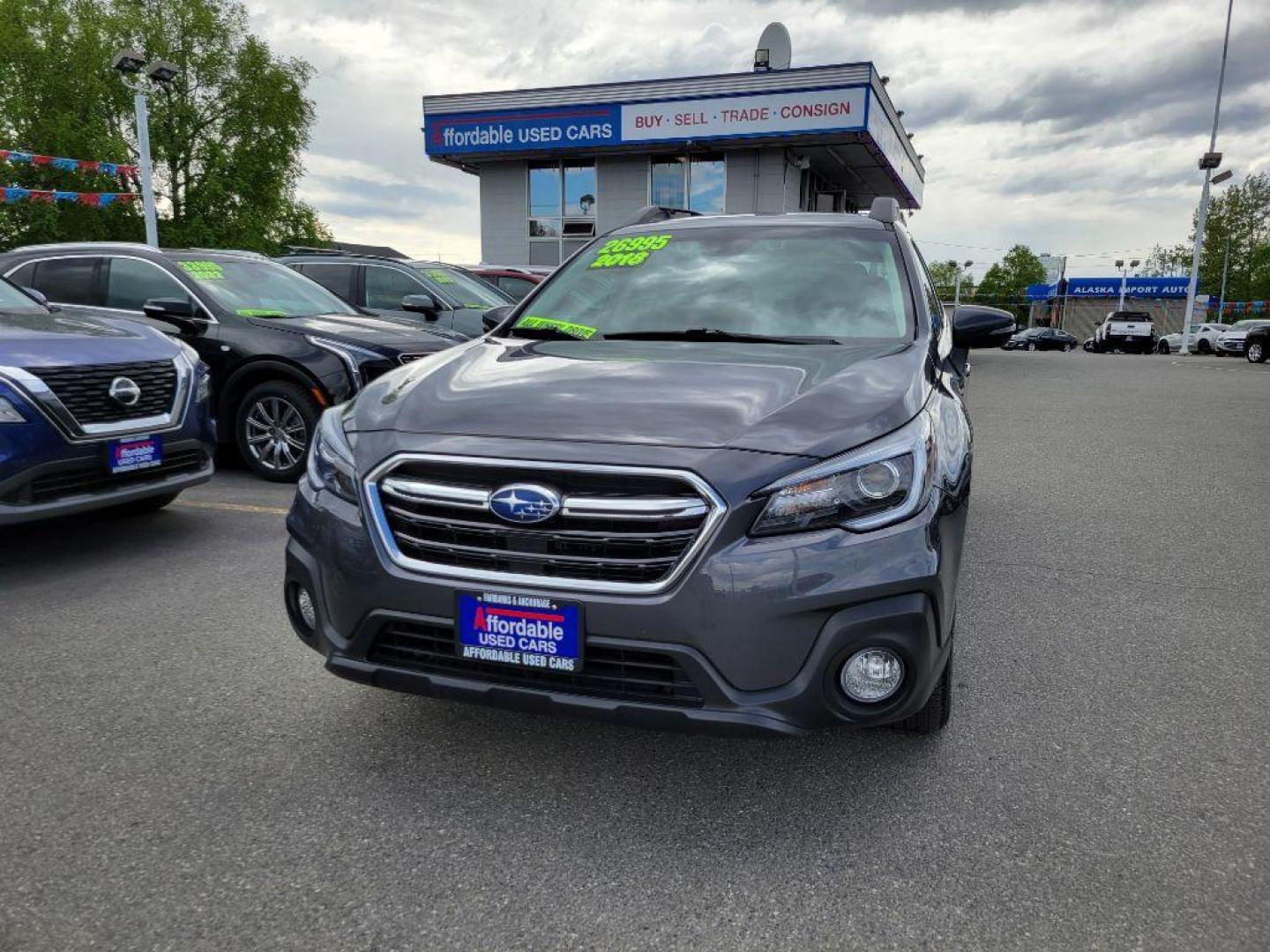 2018 GRAY SUBARU OUTBACK 2.5I LIMITED (4S4BSANC6J3) with an 2.5L engine, Continuously Variable transmission, located at 929 East 8th Ave, Anchorage, AK, 99501, (907) 274-2277, 61.214783, -149.866074 - Photo#0