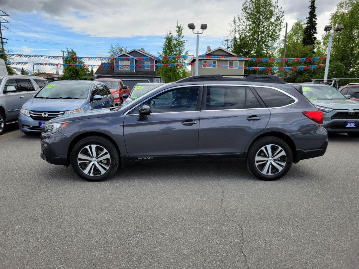 2018 GRAY SUBARU OUTBACK 2.5I LIMITED (4S4BSANC6J3) with an 2.5L engine, Continuously Variable transmission, located at 929 East 8th Ave, Anchorage, AK, 99501, (907) 274-2277, 61.214783, -149.866074 - Photo#1