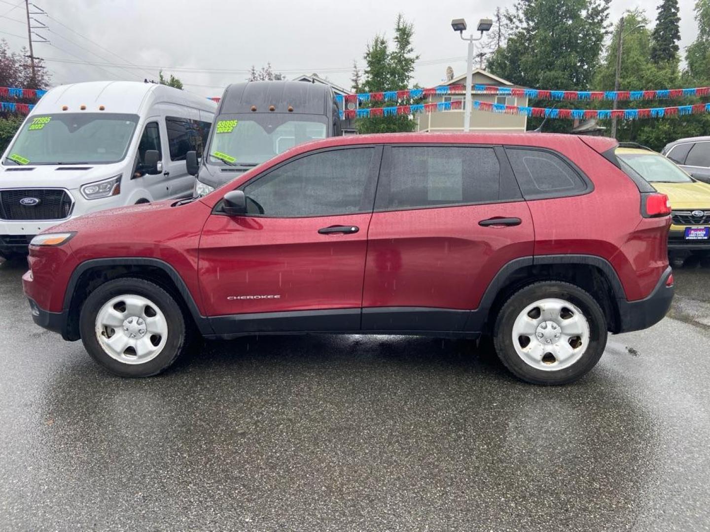 2015 RED JEEP CHEROKEE SPORT (1C4PJMAB7FW) with an 2.4L engine, Automatic transmission, located at 929 East 8th Ave, Anchorage, AK, 99501, (907) 274-2277, 61.214783, -149.866074 - Photo#1