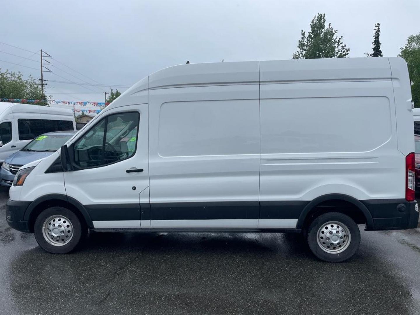 2022 WHITE FORD TRANSIT T-250 (1FTBR2XGXNK) with an 3.5L engine, Automatic transmission, located at 929 East 8th Ave, Anchorage, AK, 99501, (907) 274-2277, 61.214783, -149.866074 - Photo#1