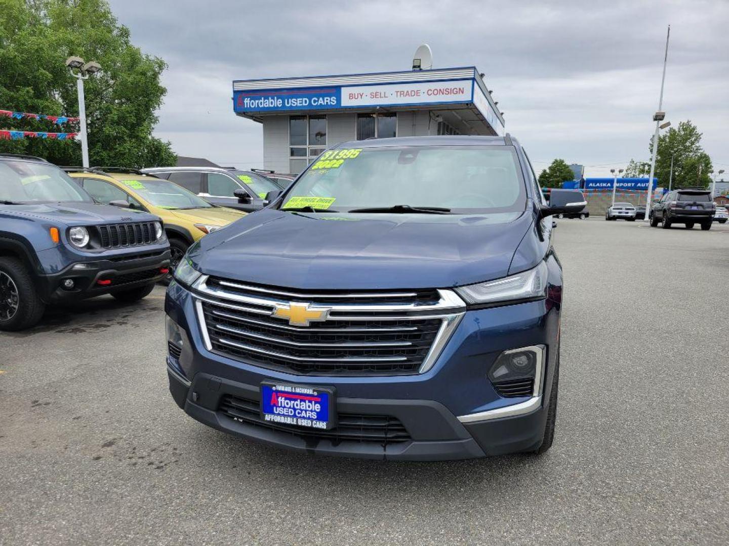 2022 BLUE CHEVROLET TRAVERSE LT (1GNEVHKW8NJ) with an 3.6L engine, Automatic transmission, located at 929 East 8th Ave, Anchorage, AK, 99501, (907) 274-2277, 61.214783, -149.866074 - Photo#0