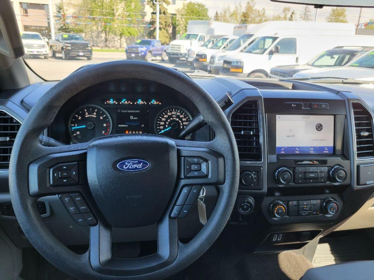 2020 WHITE FORD F150 SUPERCREW (1FTFW1E49LK) with an 3.5L engine, Automatic transmission, located at 929 East 8th Ave, Anchorage, AK, 99501, (907) 274-2277, 61.214783, -149.866074 - Photo#4