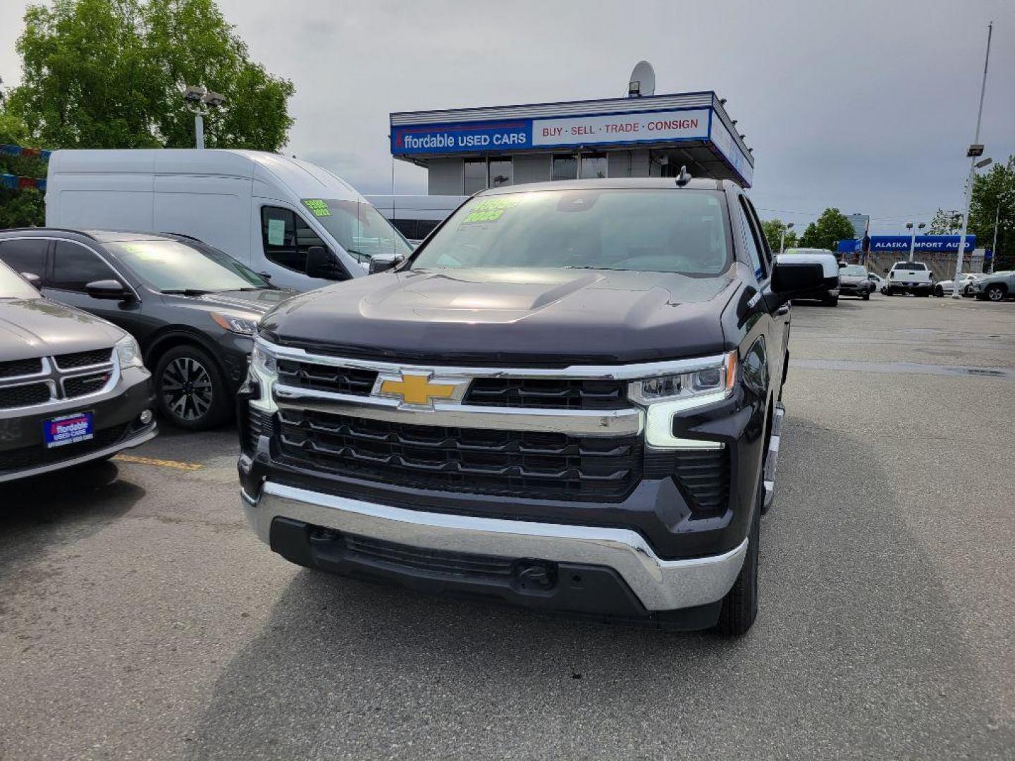 2023 BLUE CHEVROLET SILVERADO 1500 LT (2GCUDDED4P1) with an 5.3L engine, Automatic transmission, located at 929 East 8th Ave, Anchorage, AK, 99501, (907) 274-2277, 61.214783, -149.866074 - Photo#0