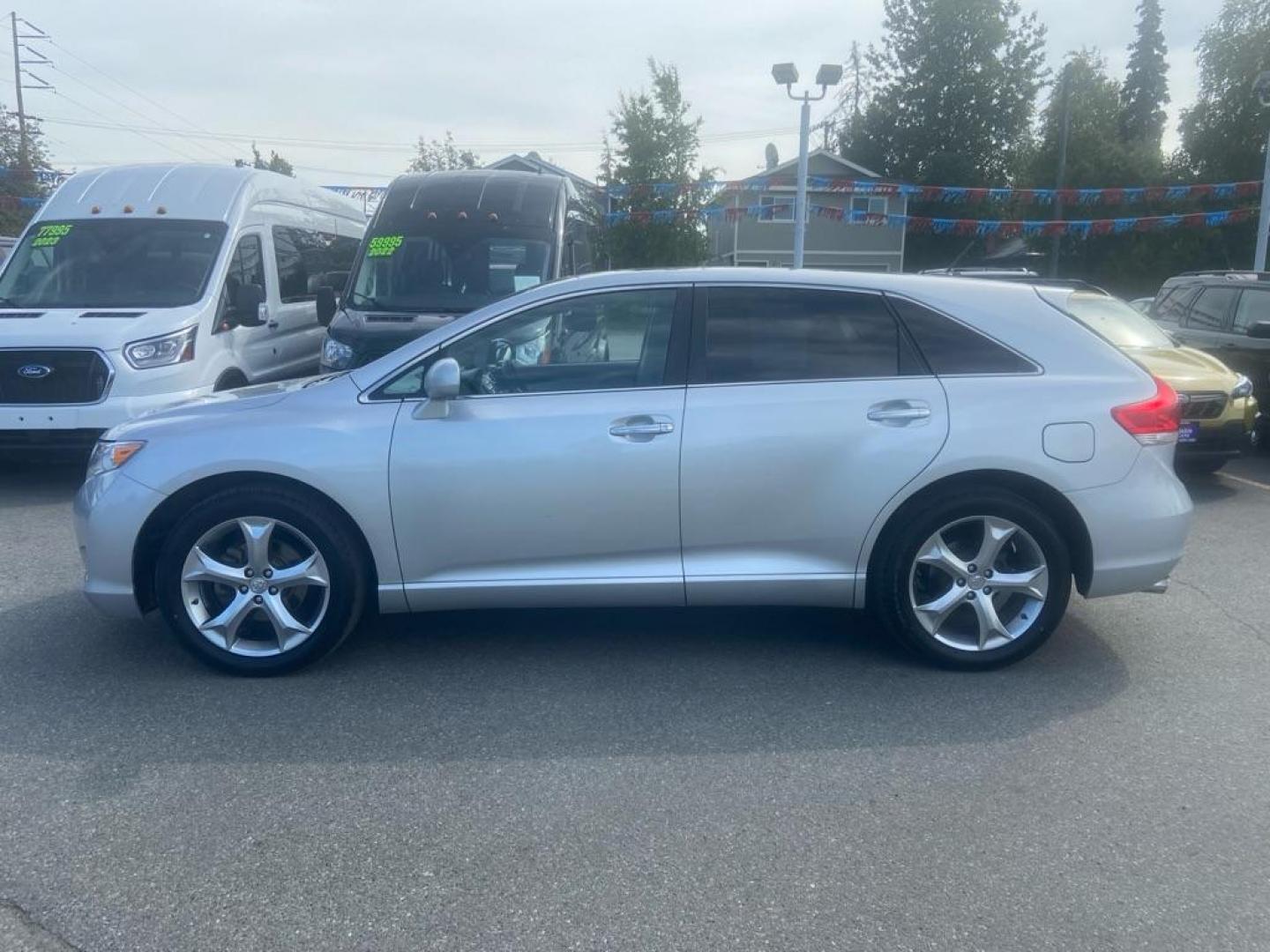 2009 SILVER TOYOTA VENZA (4T3BK11A79U) with an 3.5L engine, Automatic transmission, located at 929 East 8th Ave, Anchorage, AK, 99501, (907) 274-2277, 61.214783, -149.866074 - Photo#1