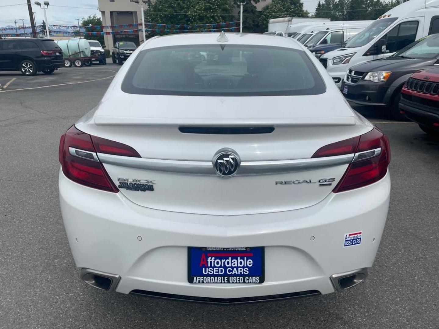 2016 WHITE BUICK REGAL GS (2G4GV5GX3G9) with an 2.0L engine, Automatic transmission, located at 929 East 8th Ave, Anchorage, AK, 99501, (907) 274-2277, 61.214783, -149.866074 - Photo#2