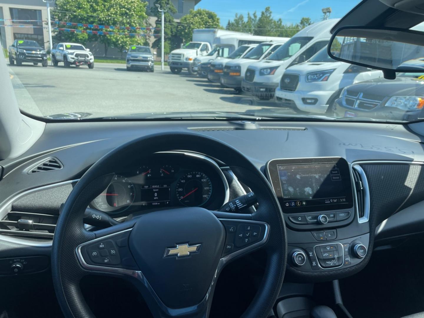2022 GRAY CHEVROLET MALIBU LS (1G1ZB5ST0NF) with an 1.5L engine, Continuously Variable transmission, located at 929 East 8th Ave, Anchorage, AK, 99501, (907) 274-2277, 61.214783, -149.866074- Photo#4