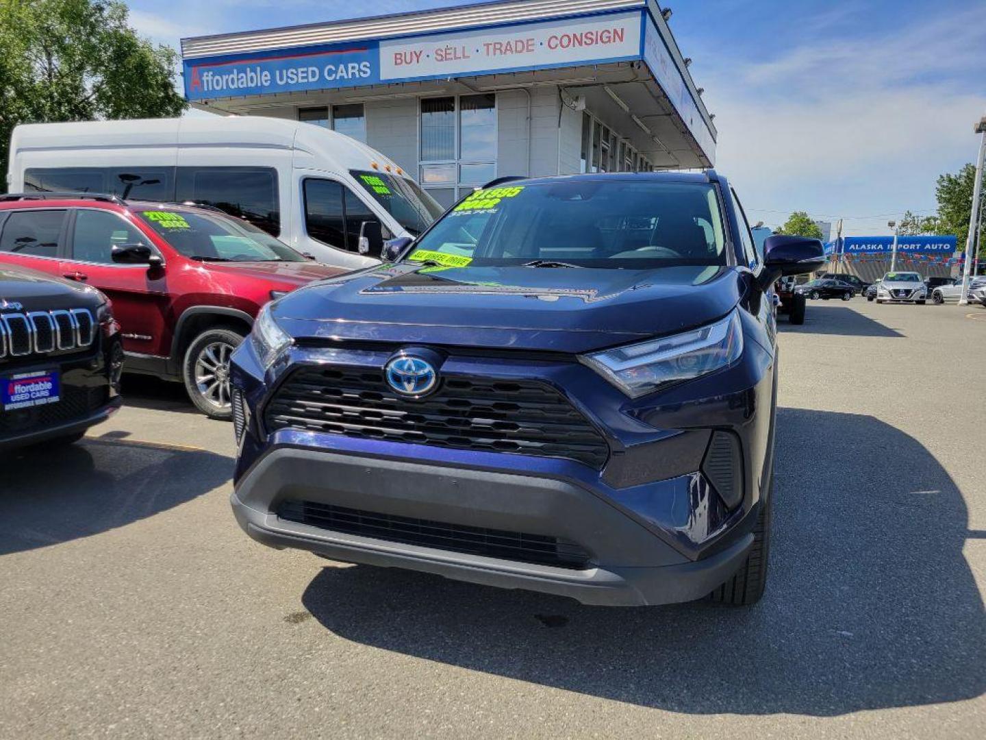 2022 BLUE TOYOTA RAV4 XLE HYBRID XLE (4T3RWRFVXNU) with an 2.5L engine, Automatic transmission, located at 929 East 8th Ave, Anchorage, AK, 99501, (907) 274-2277, 61.214783, -149.866074 - Photo#0