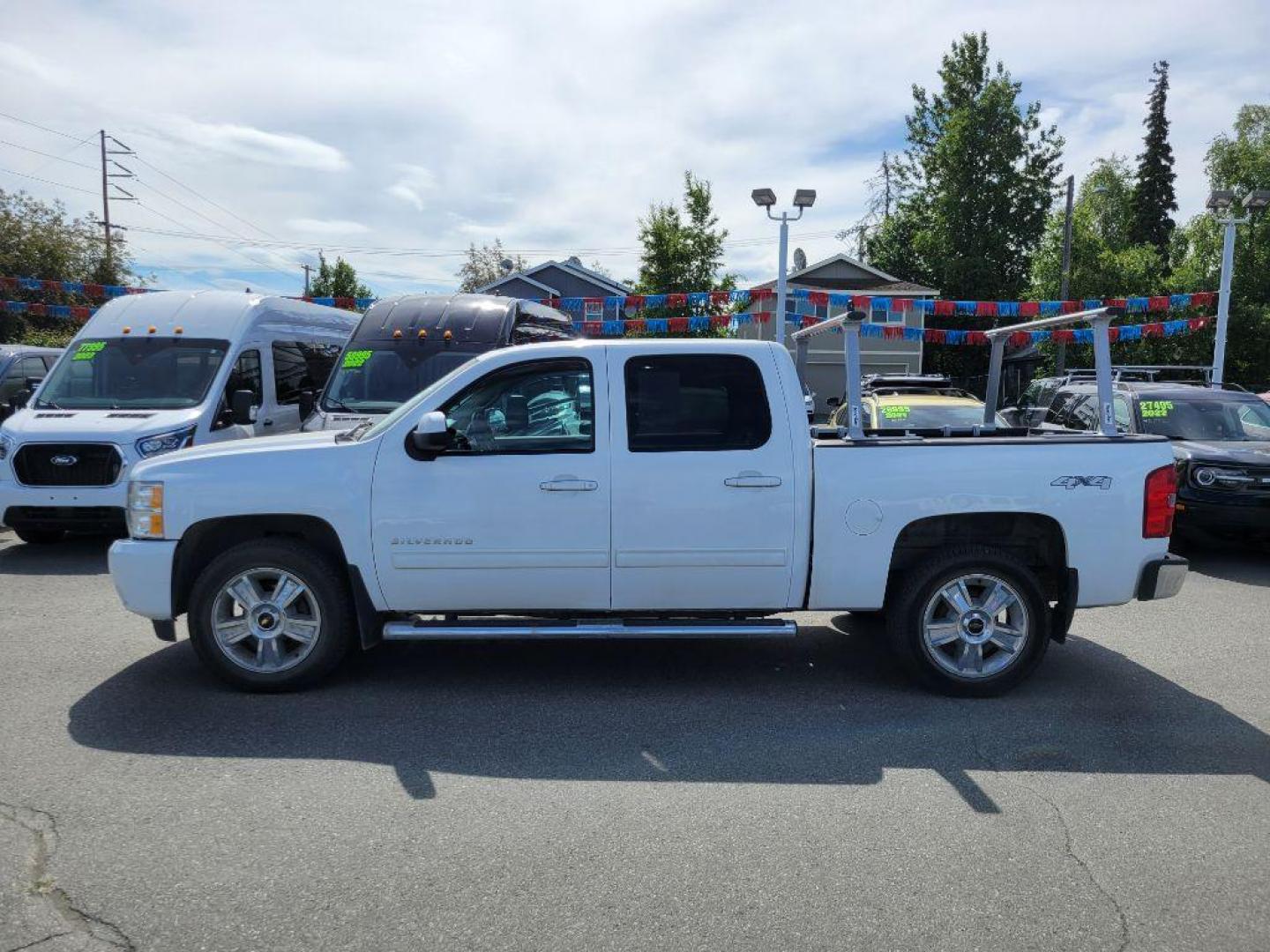 2012 WHITE CHEVROLET SILVERADO 1500 LTZ (3GCPKTE78CG) with an 5.3L engine, Automatic transmission, located at 929 East 8th Ave, Anchorage, AK, 99501, (907) 274-2277, 61.214783, -149.866074 - Photo#1