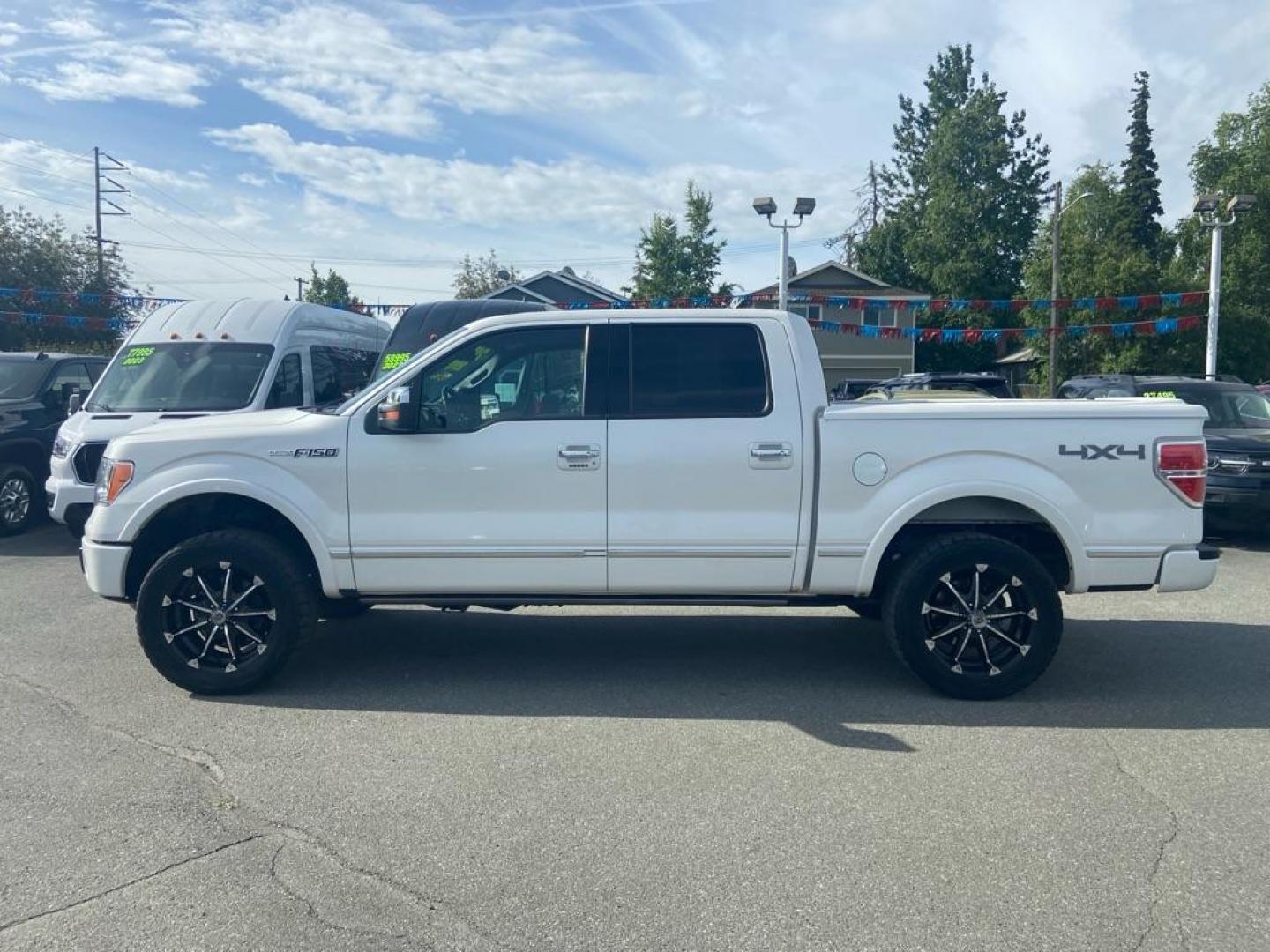 2012 WHITE FORD F150 PLATINUM SUPERCREW (1FTFW1EF6CF) with an 5.0L engine, Automatic transmission, located at 929 East 8th Ave, Anchorage, AK, 99501, (907) 274-2277, 61.214783, -149.866074 - Photo#1