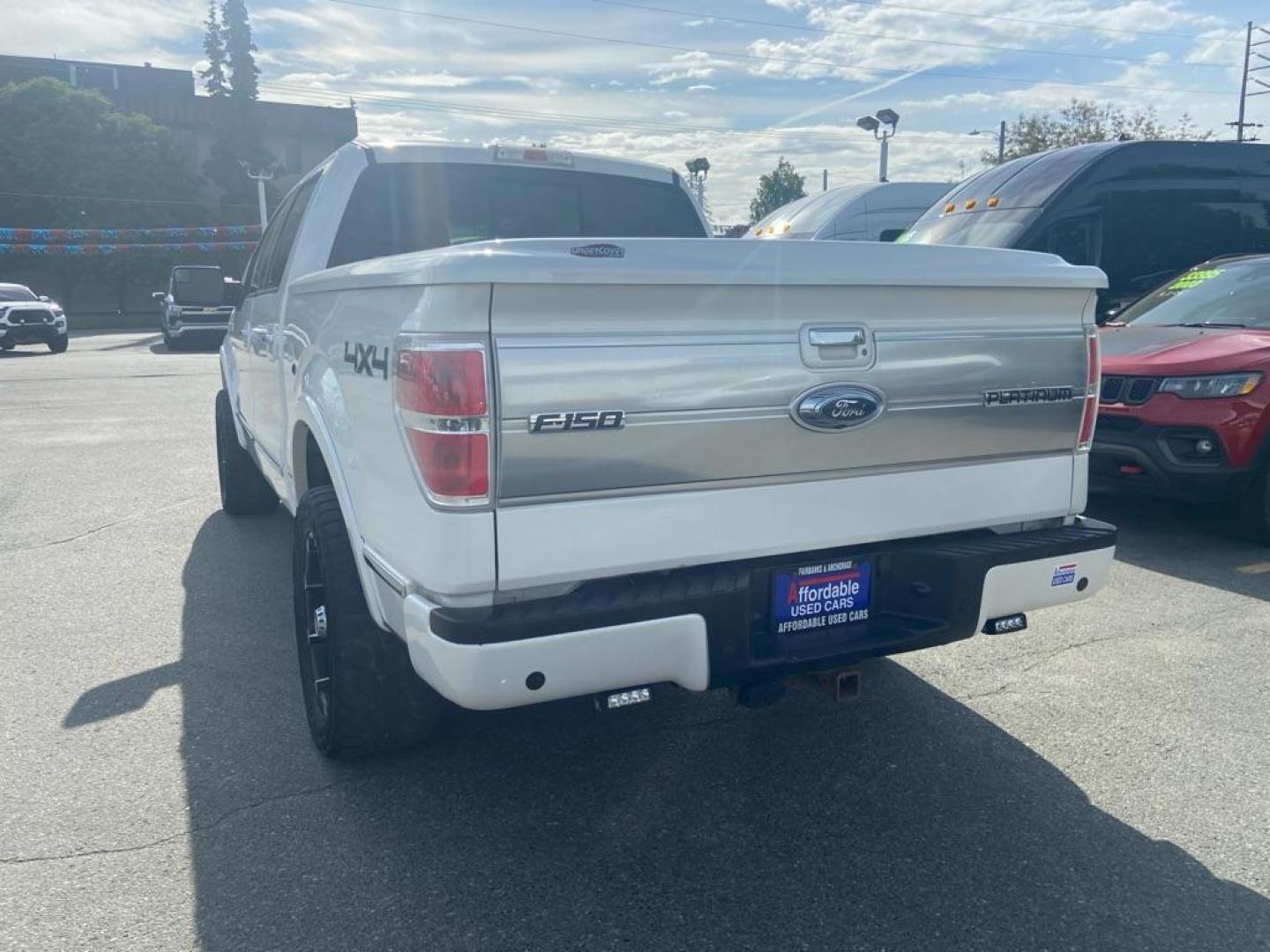 2012 WHITE FORD F150 PLATINUM SUPERCREW (1FTFW1EF6CF) with an 5.0L engine, Automatic transmission, located at 929 East 8th Ave, Anchorage, AK, 99501, (907) 274-2277, 61.214783, -149.866074 - Photo#2