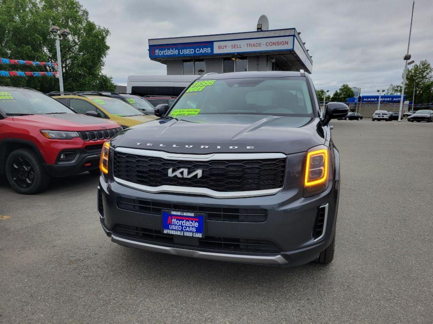 2022 BLACK KIA TELLURIDE EX (5XYP3DHC9NG) with an 3.8L engine, Automatic transmission, located at 929 East 8th Ave, Anchorage, AK, 99501, (907) 274-2277, 61.214783, -149.866074 - Photo#0