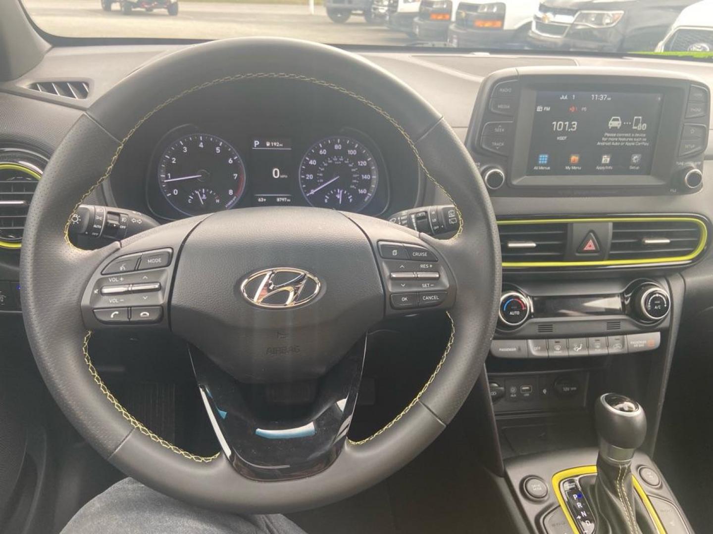 2020 GREEN HYUNDAI KONA LIMITED (KM8K3CA52LU) with an 1.6L engine, Automatic transmission, located at 929 East 8th Ave, Anchorage, AK, 99501, (907) 274-2277, 61.214783, -149.866074 - Photo#4