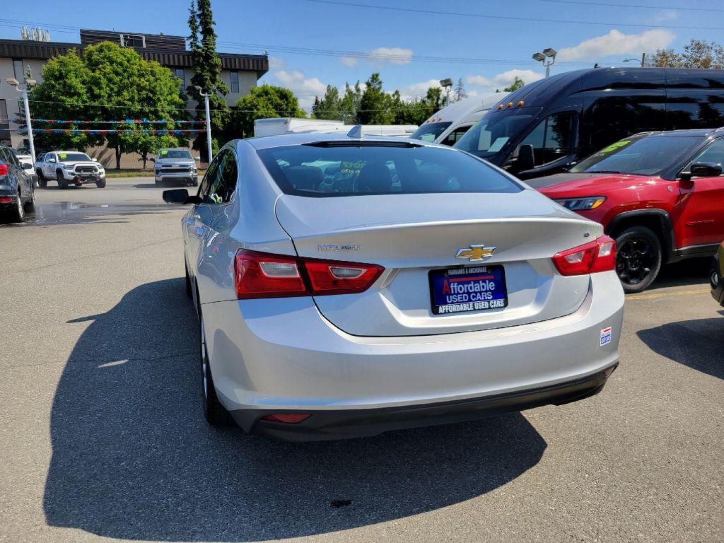 2017 SILVER CHEVROLET MALIBU LT (1G1ZE5STXHF) with an 1.5L engine, Automatic transmission, located at 929 East 8th Ave, Anchorage, AK, 99501, (907) 274-2277, 61.214783, -149.866074 - Photo#2