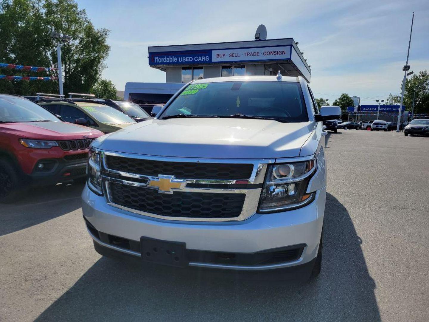 2020 SILVER CHEVROLET TAHOE 1500 LS (1GNSKAECXLR) with an 5.3L engine, Automatic transmission, located at 929 East 8th Ave, Anchorage, AK, 99501, (907) 274-2277, 61.214783, -149.866074 - Photo#0