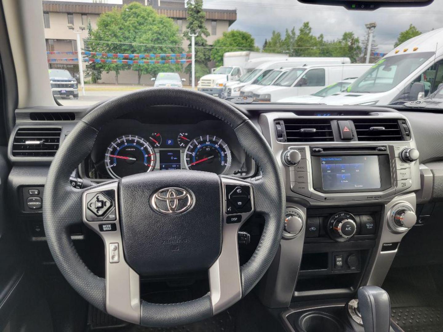 2019 RED TOYOTA 4RUNNER SR5 (JTEBU5JR6K5) with an 4.0L engine, Automatic transmission, located at 929 East 8th Ave, Anchorage, AK, 99501, (907) 274-2277, 61.214783, -149.866074 - Photo#4