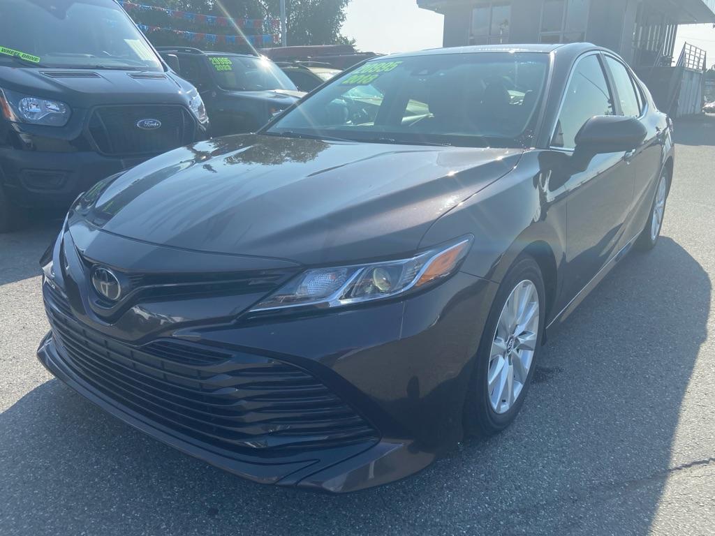 photo of 2018 TOYOTA CAMRY 4DR