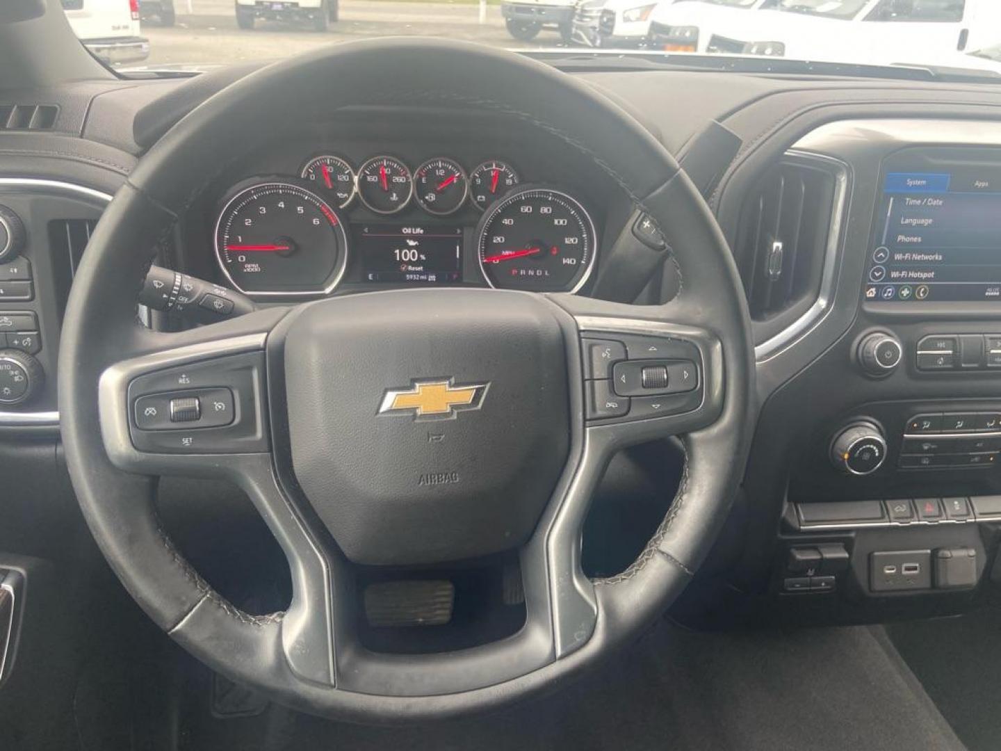 2023 SILVER CHEVROLET SILVERADO 2500 HEAVY DUTY LT (2GC4YNE74P1) with an 6.6L engine, Automatic transmission, located at 929 East 8th Ave, Anchorage, AK, 99501, (907) 274-2277, 61.214783, -149.866074 - Photo#4