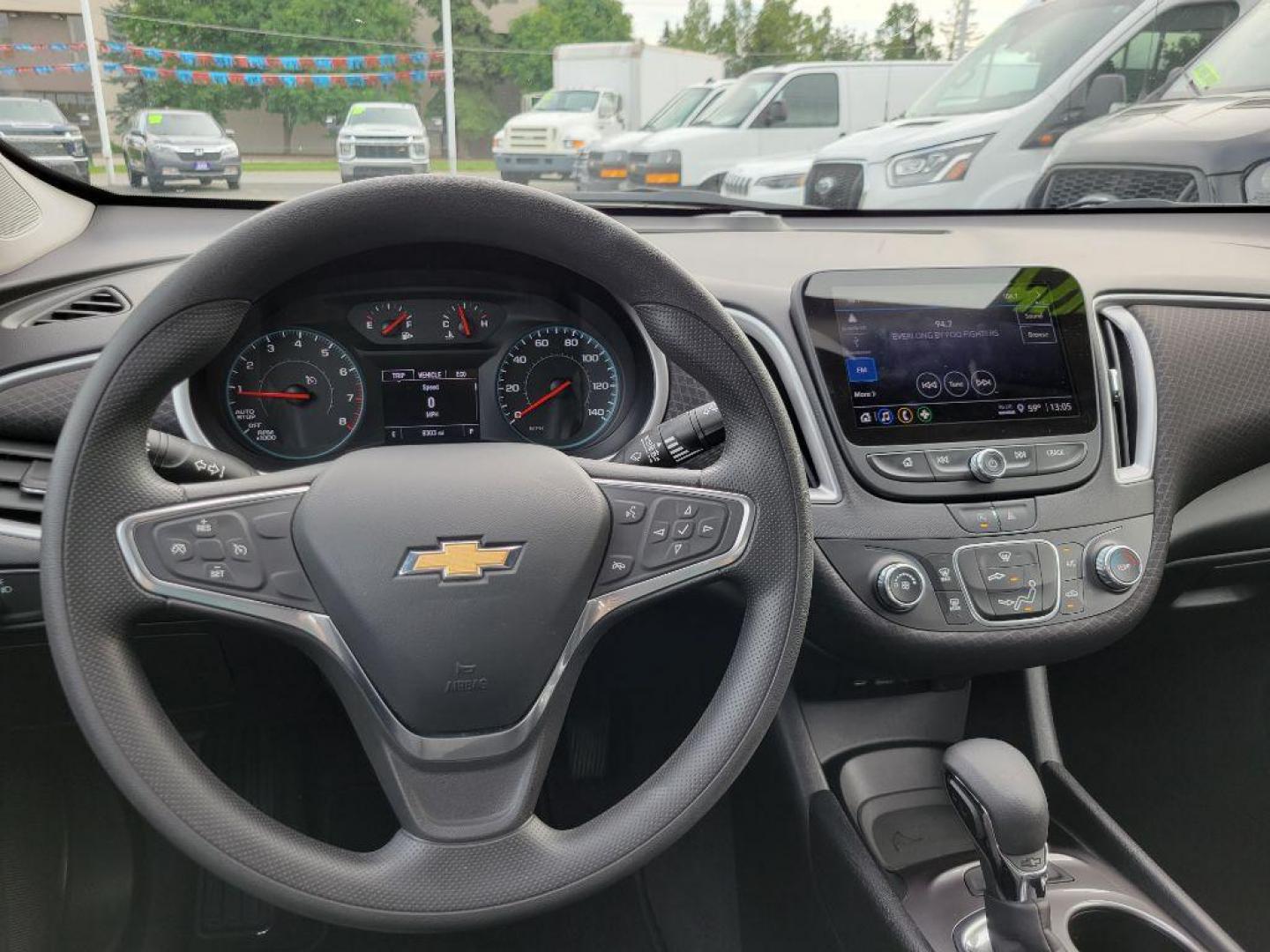 2022 GRAY CHEVROLET MALIBU LS LS (1G1ZB5ST5NF) with an 1.5L engine, Continuously Variable transmission, located at 929 East 8th Ave, Anchorage, AK, 99501, (907) 274-2277, 61.214783, -149.866074 - Photo#4