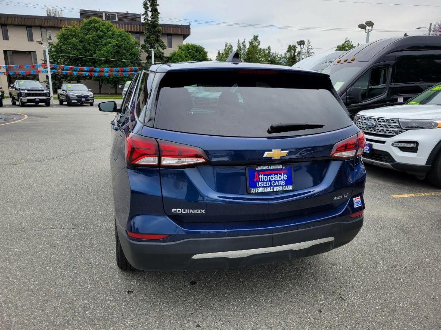 2022 BLUE CHEVROLET EQUINOX LT LT (3GNAXUEV4NL) with an 1.5L engine, Automatic transmission, located at 929 East 8th Ave, Anchorage, AK, 99501, (907) 274-2277, 61.214783, -149.866074 - Photo#2