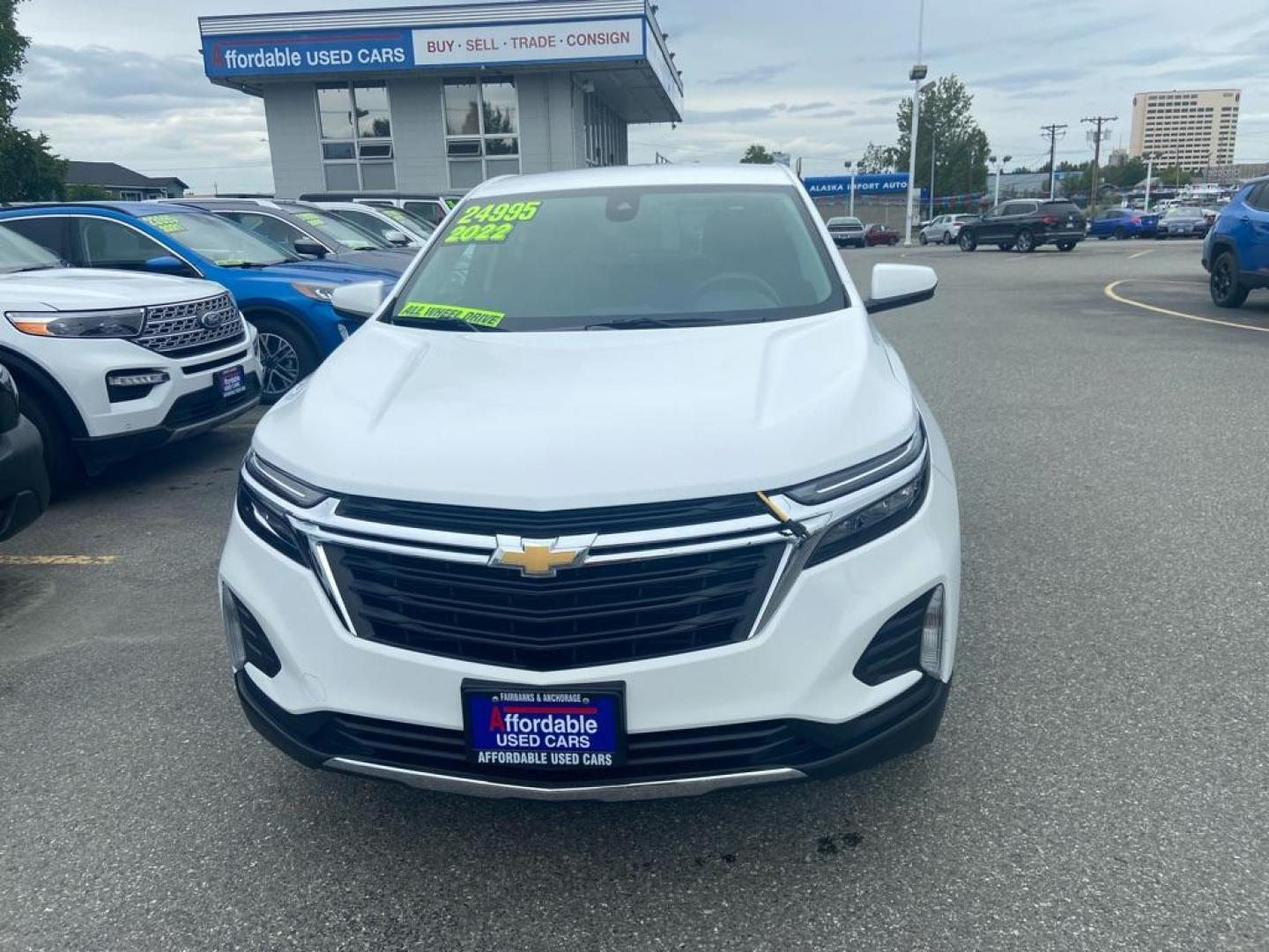 2022 WHITE CHEVROLET EQUINOX LT LT (3GNAXUEV6NL) with an 1.5L engine, Automatic transmission, located at 929 East 8th Ave, Anchorage, AK, 99501, (907) 274-2277, 61.214783, -149.866074 - Photo#0