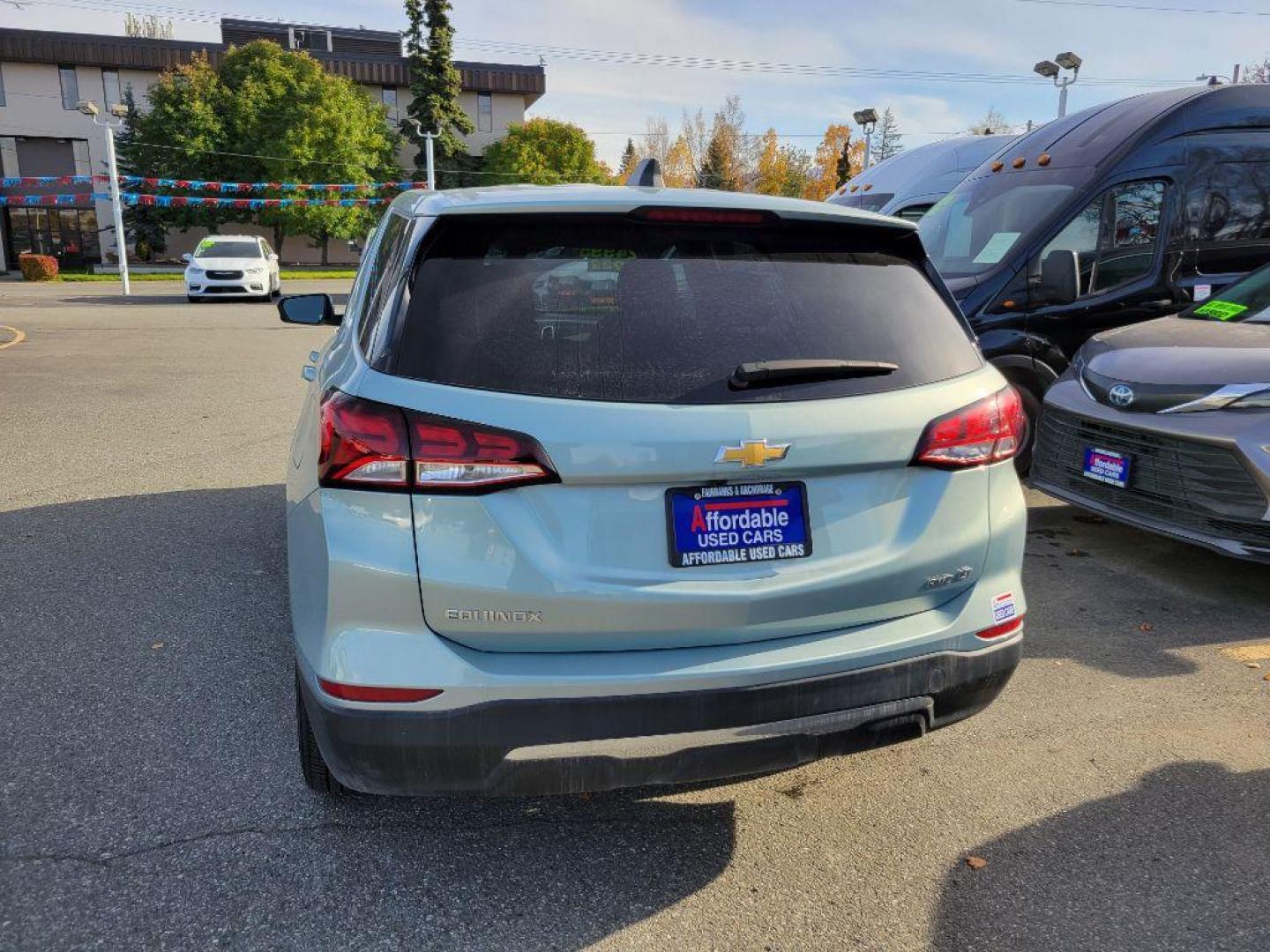 2022 BLUE CHEVROLET EQUINOX LT LT (2GNAXUEV8N6) with an 1.5L engine, Automatic transmission, located at 929 East 8th Ave, Anchorage, AK, 99501, (907) 274-2277, 61.214783, -149.866074 - Photo#2