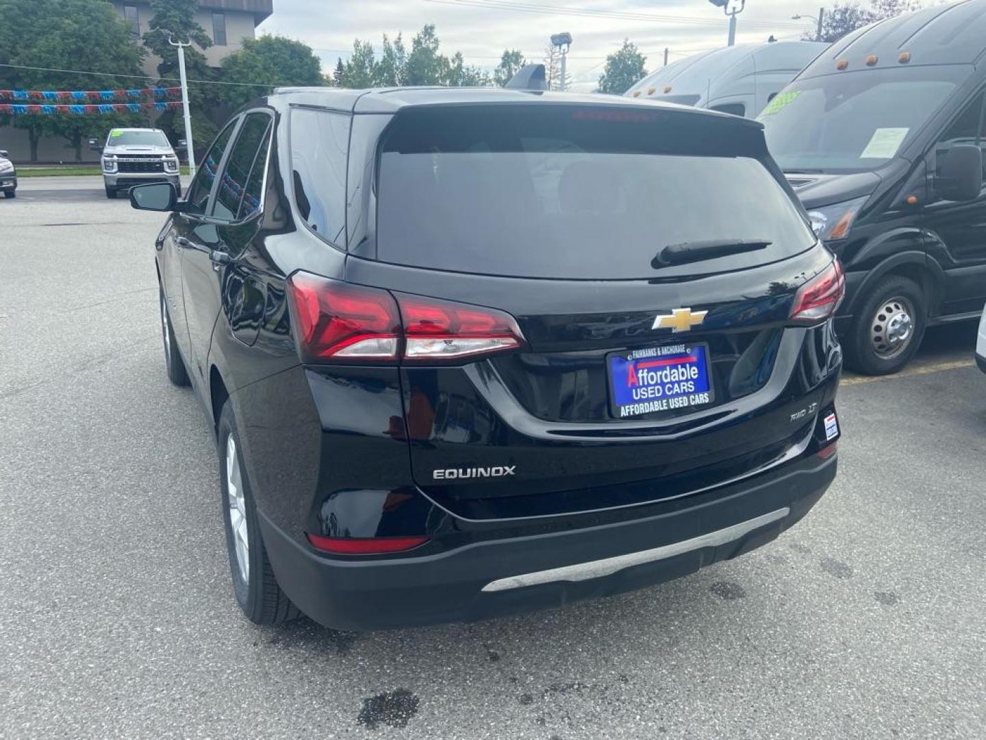 2022 BLACK CHEVROLET EQUINOX LT LT (3GNAXUEV7NL) with an 1.5L engine, Automatic transmission, located at 929 East 8th Ave, Anchorage, AK, 99501, (907) 274-2277, 61.214783, -149.866074 - Photo#2