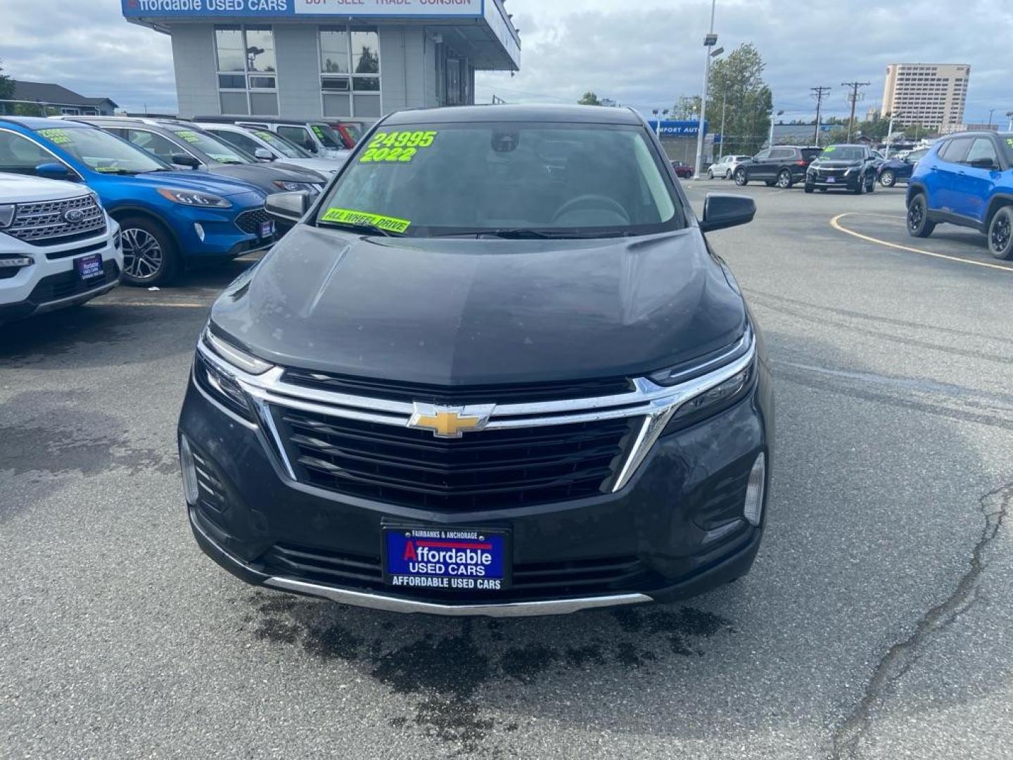 2022 GRAY CHEVROLET EQUINOX LT LT (2GNAXUEV7N6) with an 1.5L engine, Automatic transmission, located at 929 East 8th Ave, Anchorage, AK, 99501, (907) 274-2277, 61.214783, -149.866074 - Photo#0