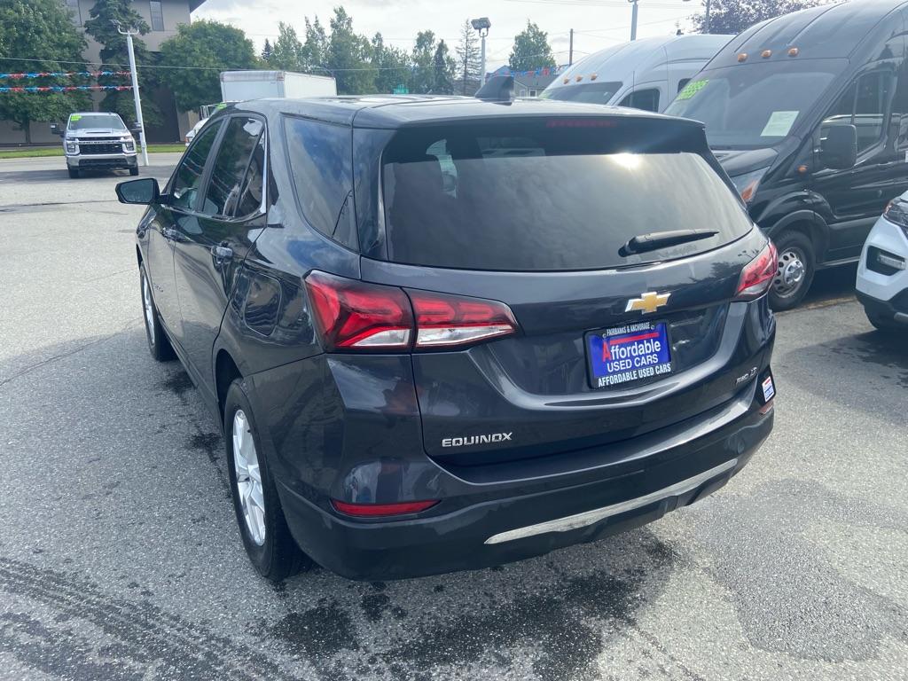 2022 Chevrolet Equinox LT photo 3