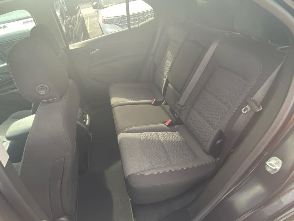 2022 Chevrolet Equinox LT photo 4