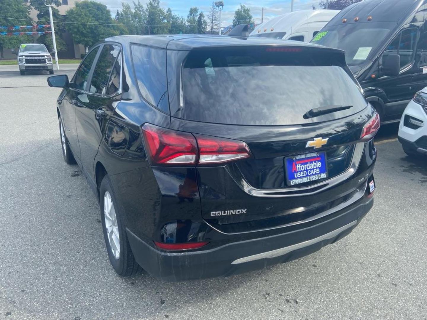 2022 BLACK CHEVROLET EQUINOX LT LT (3GNAXUEV5NL) with an 1.5L engine, Automatic transmission, located at 929 East 8th Ave, Anchorage, AK, 99501, (907) 274-2277, 61.214783, -149.866074 - Photo#2