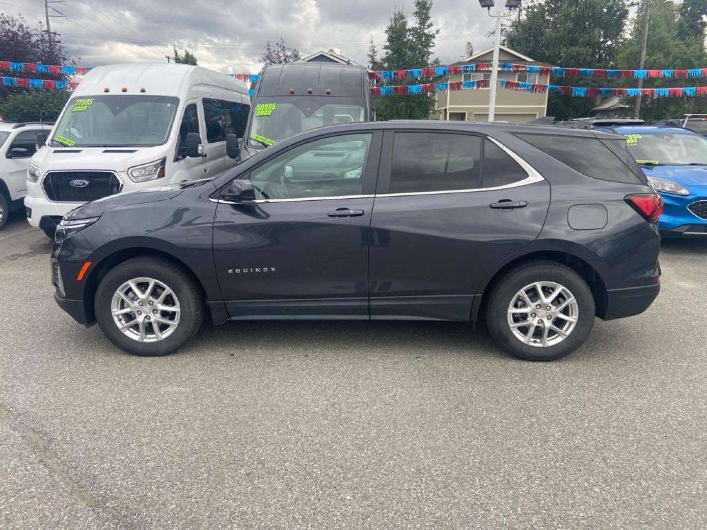 2022 GRAY CHEVROLET EQUINOX LT LT (2GNAXUEV5N6) with an 1.5L engine, Automatic transmission, located at 929 East 8th Ave, Anchorage, AK, 99501, (907) 274-2277, 61.214783, -149.866074 - Photo#1