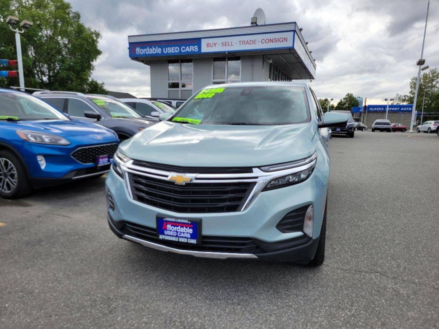 2022 BLUE CHEVROLET EQUINOX LT LT (2GNAXUEV4N6) with an 1.5L engine, Automatic transmission, located at 929 East 8th Ave, Anchorage, AK, 99501, (907) 274-2277, 61.214783, -149.866074 - Photo#0