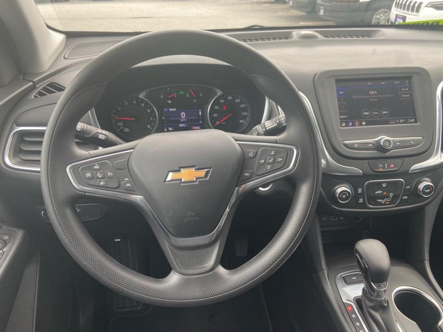 2022 BLACK CHEVROLET EQUINOX LT LT (3GNAXUEV3NL) with an 1.5L engine, Automatic transmission, located at 929 East 8th Ave, Anchorage, AK, 99501, (907) 274-2277, 61.214783, -149.866074 - Photo#4