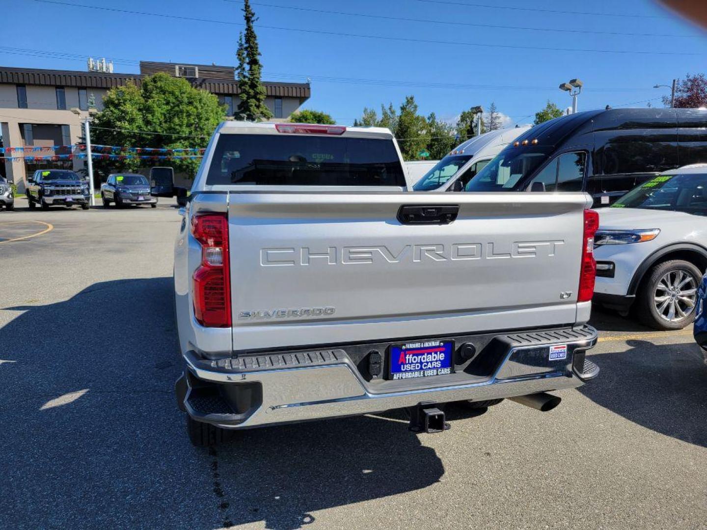 2023 SILVER CHEVROLET SILVERADO 2500 HEAVY DUTY LT (2GC4YNE77P1) with an 6.6L engine, Automatic transmission, located at 929 East 8th Ave, Anchorage, AK, 99501, (907) 274-2277, 61.214783, -149.866074 - Photo#2