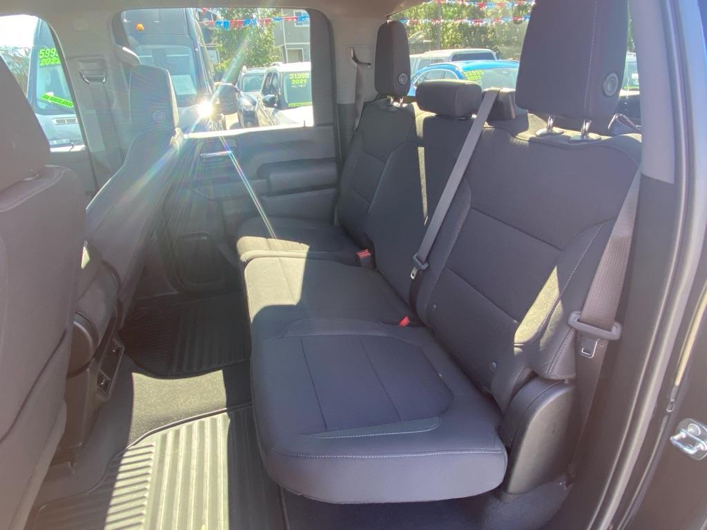 2023 Chevrolet Silverado 2500HD photo 3