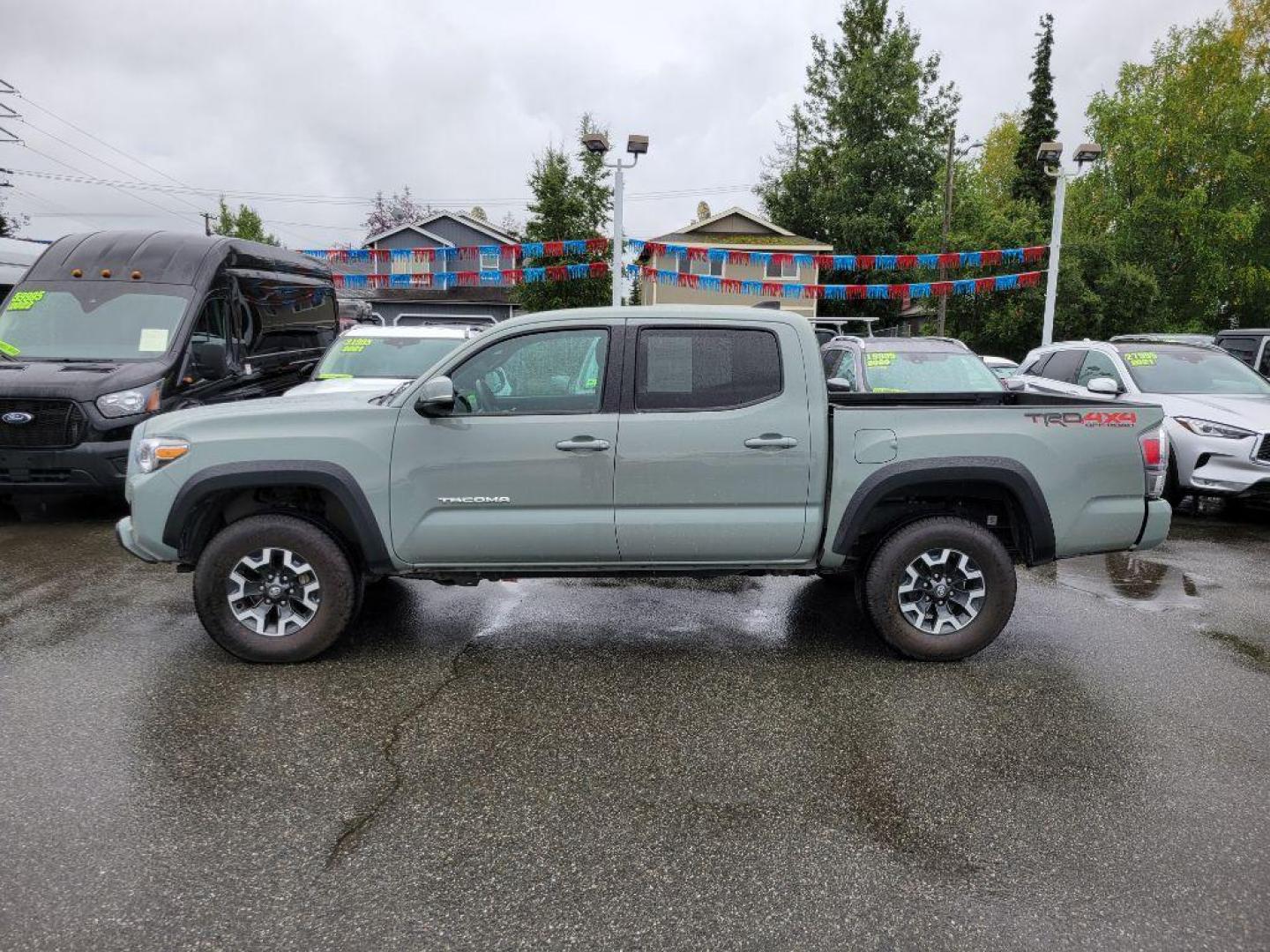 2022 GRAY TOYOTA TACOMA TRD DOUBLE CAB (3TMCZ5AN8NM) with an 3.5L engine, Automatic transmission, located at 929 East 8th Ave, Anchorage, AK, 99501, (907) 274-2277, 61.214783, -149.866074 - Photo#1