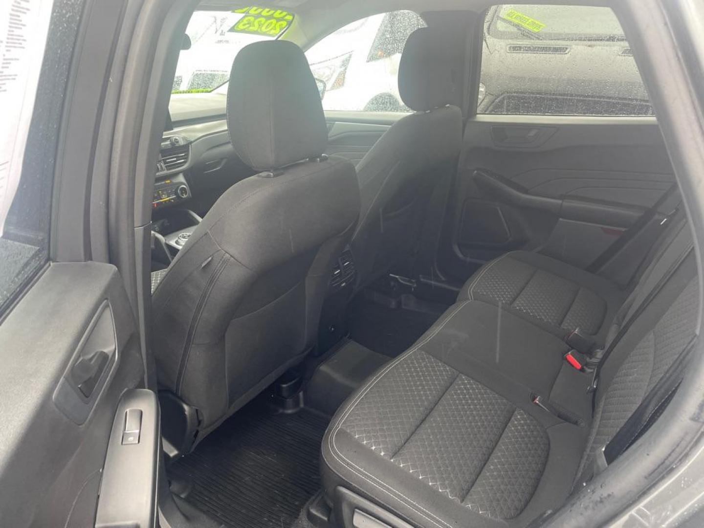 2023 GRAY FORD ESCAPE ACTIVE (1FMCU9GN1PU) with an 1.5L engine, Automatic transmission, located at 929 East 8th Ave, Anchorage, AK, 99501, (907) 274-2277, 61.214783, -149.866074 - Photo#3