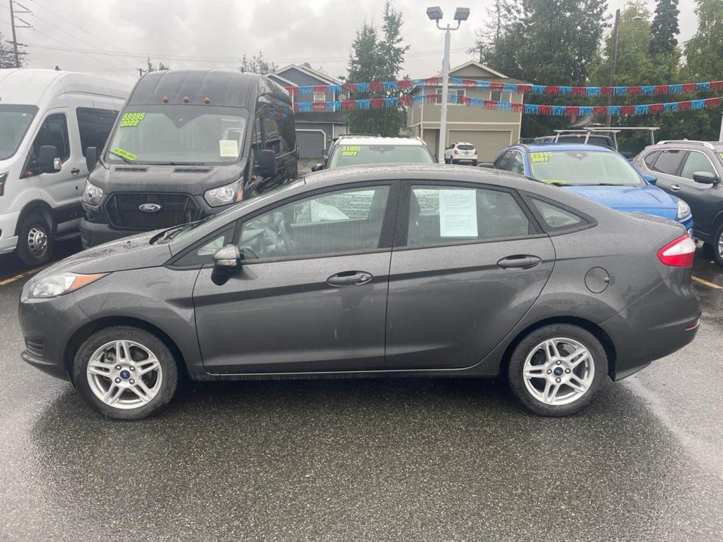 2019 GRAY FORD FIESTA SE (3FADP4BJ7KM) with an 1.6L engine, 5-Speed Manual transmission, located at 929 East 8th Ave, Anchorage, AK, 99501, (907) 274-2277, 61.214783, -149.866074 - Photo#1