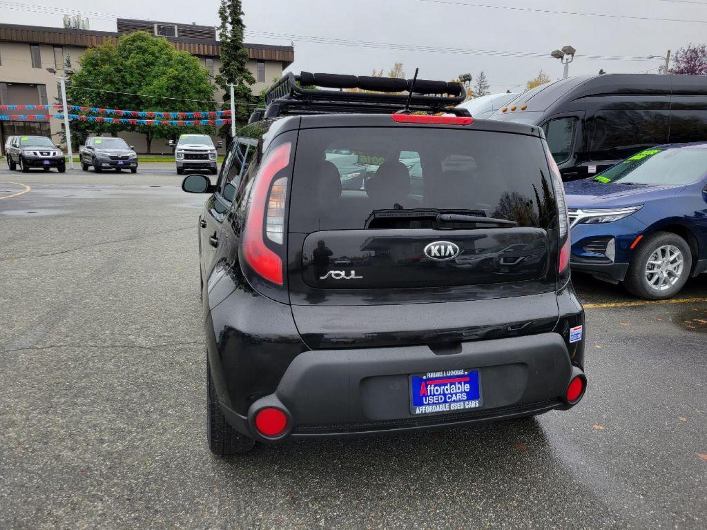 2016 BLACK KIA SOUL (KNDJN2A28G7) with an 1.6L engine, 6-Speed Manual transmission, located at 929 East 8th Ave, Anchorage, AK, 99501, (907) 274-2277, 61.214783, -149.866074 - Photo#2