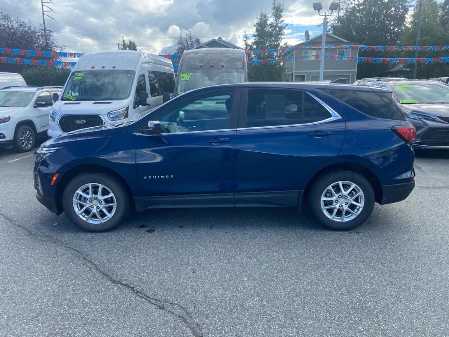 2022 BLUE CHEVROLET EQUINOX LT (3GNAXUEV3NL) with an 1.5L engine, Automatic transmission, located at 929 East 8th Ave, Anchorage, AK, 99501, (907) 274-2277, 61.214783, -149.866074 - Photo#1