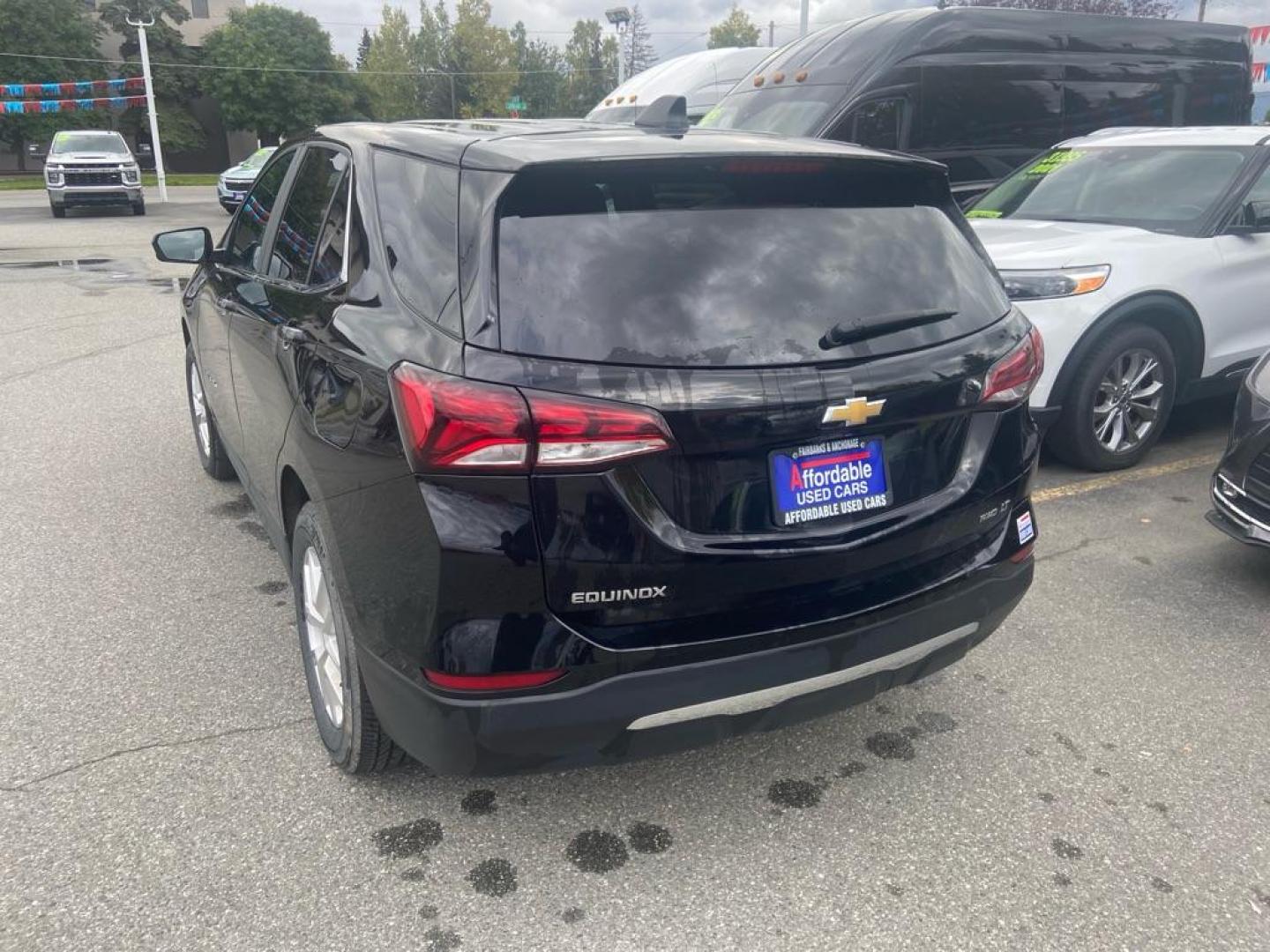 2022 BLACK CHEVROLET EQUINOX LT LT (3GNAXUEV3NL) with an 1.5L engine, Automatic transmission, located at 929 East 8th Ave, Anchorage, AK, 99501, (907) 274-2277, 61.214783, -149.866074 - Photo#2