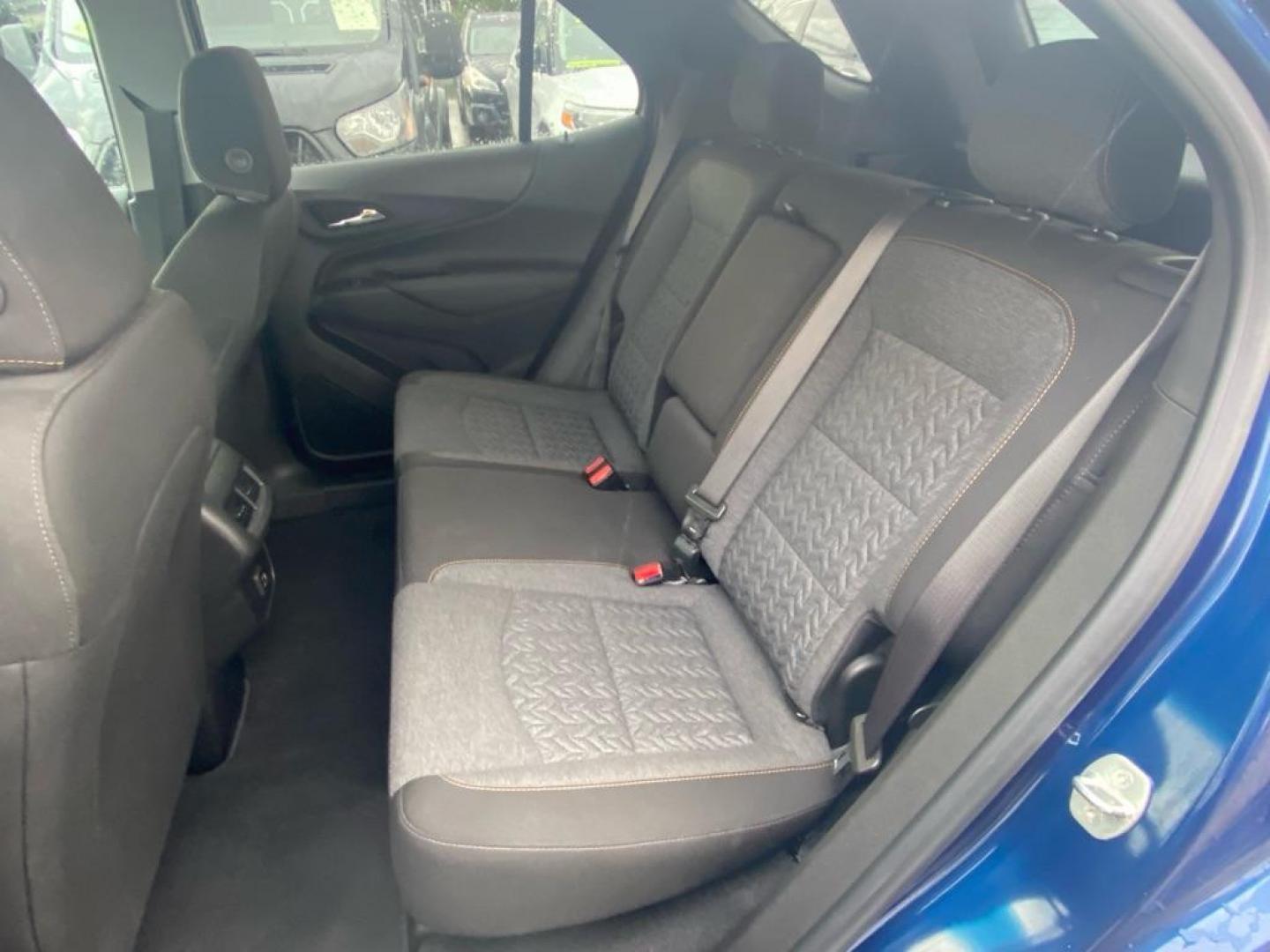 2022 BLUE CHEVROLET EQUINOX LT LT (3GNAXUEV8NL) with an 1.5L engine, Automatic transmission, located at 929 East 8th Ave, Anchorage, AK, 99501, (907) 274-2277, 61.214783, -149.866074 - Photo#3