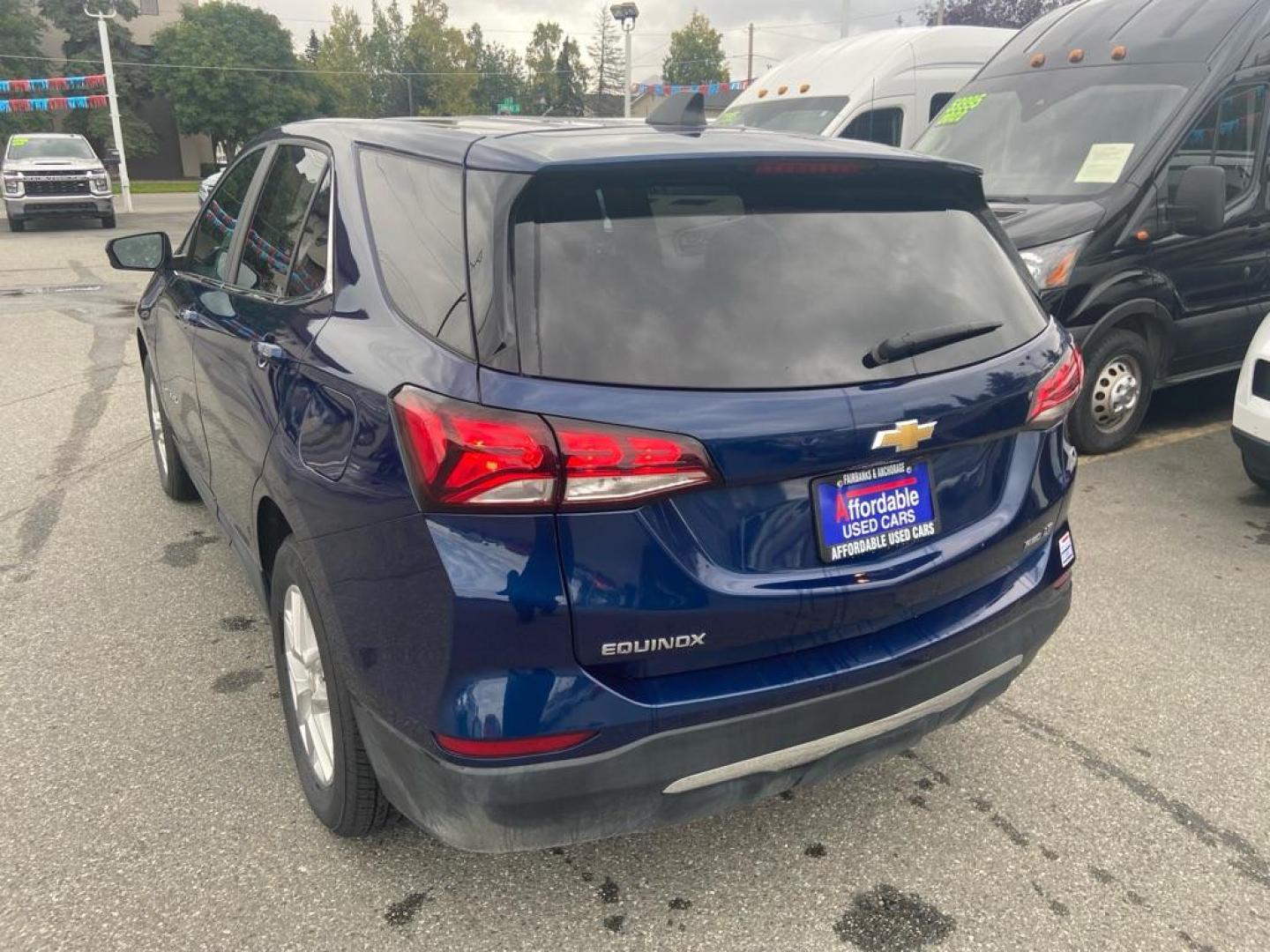 2022 BLUE CHEVROLET EQUINOX LT LT (3GNAXUEV1NL) with an 1.5L engine, Automatic transmission, located at 929 East 8th Ave, Anchorage, AK, 99501, (907) 274-2277, 61.214783, -149.866074 - Photo#2