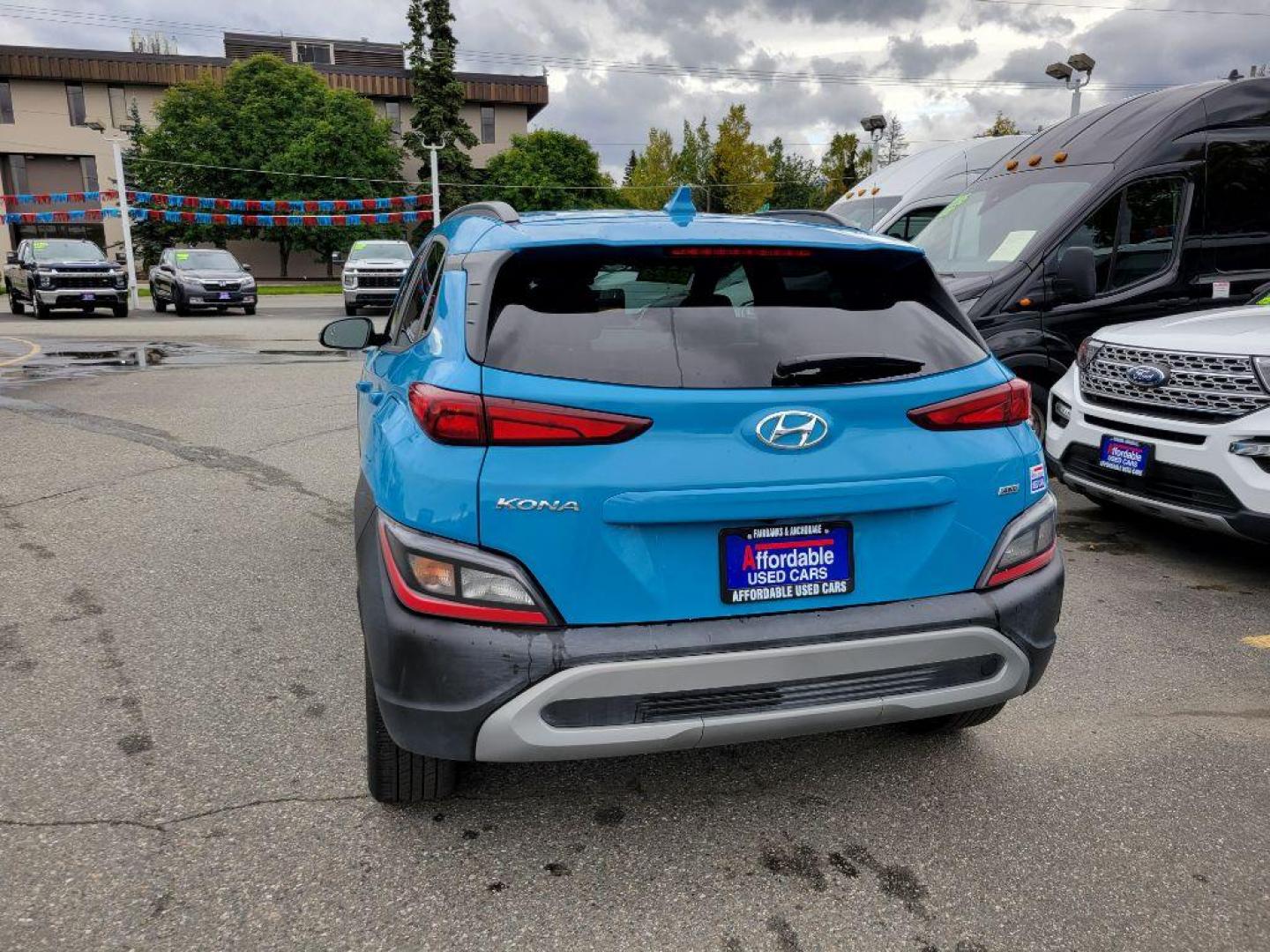 2023 BLUE HYUNDAI KONA SEL SEL (KM8K6CAB1PU) with an 2.0L engine, Continuously Variable transmission, located at 929 East 8th Ave, Anchorage, AK, 99501, (907) 274-2277, 61.214783, -149.866074 - Photo#2