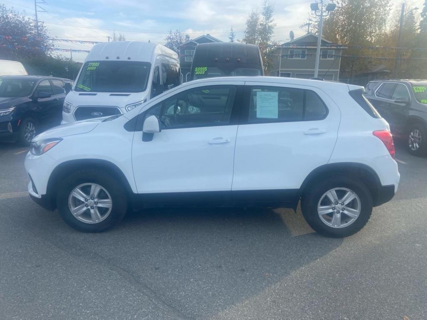 2017 WHITE CHEVROLET TRAX LS (KL7CJNSB6HB) with an 1.4L engine, Automatic transmission, located at 929 East 8th Ave, Anchorage, AK, 99501, (907) 274-2277, 61.214783, -149.866074 - Photo#1