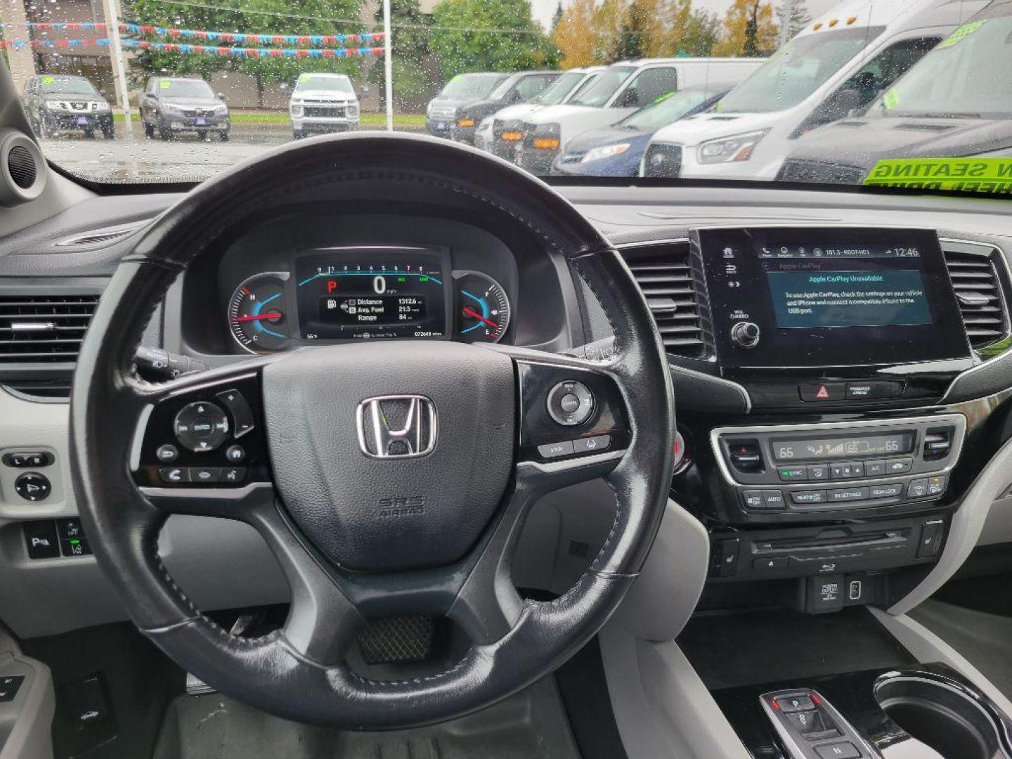 2020 GRAY HONDA PILOT TOURING (5FNYF6H62LB) with an 3.5L engine, Automatic transmission, located at 929 East 8th Ave, Anchorage, AK, 99501, (907) 274-2277, 61.214783, -149.866074 - Photo#5