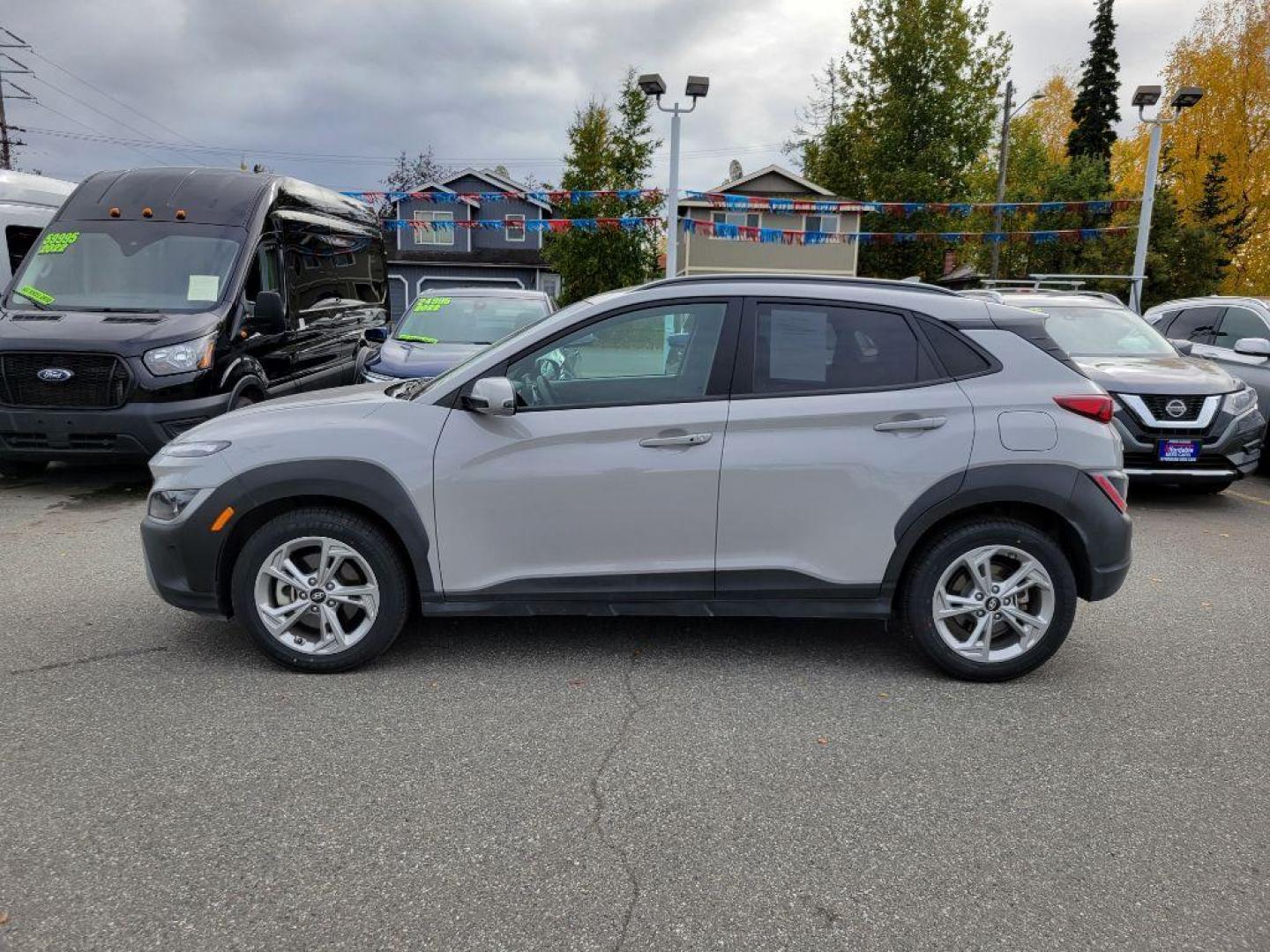 2023 GRAY HYUNDAI KONA SEL SEL (KM8K6CAB8PU) with an 2.0L engine, Continuously Variable transmission, located at 929 East 8th Ave, Anchorage, AK, 99501, (907) 274-2277, 61.214783, -149.866074 - Photo#1